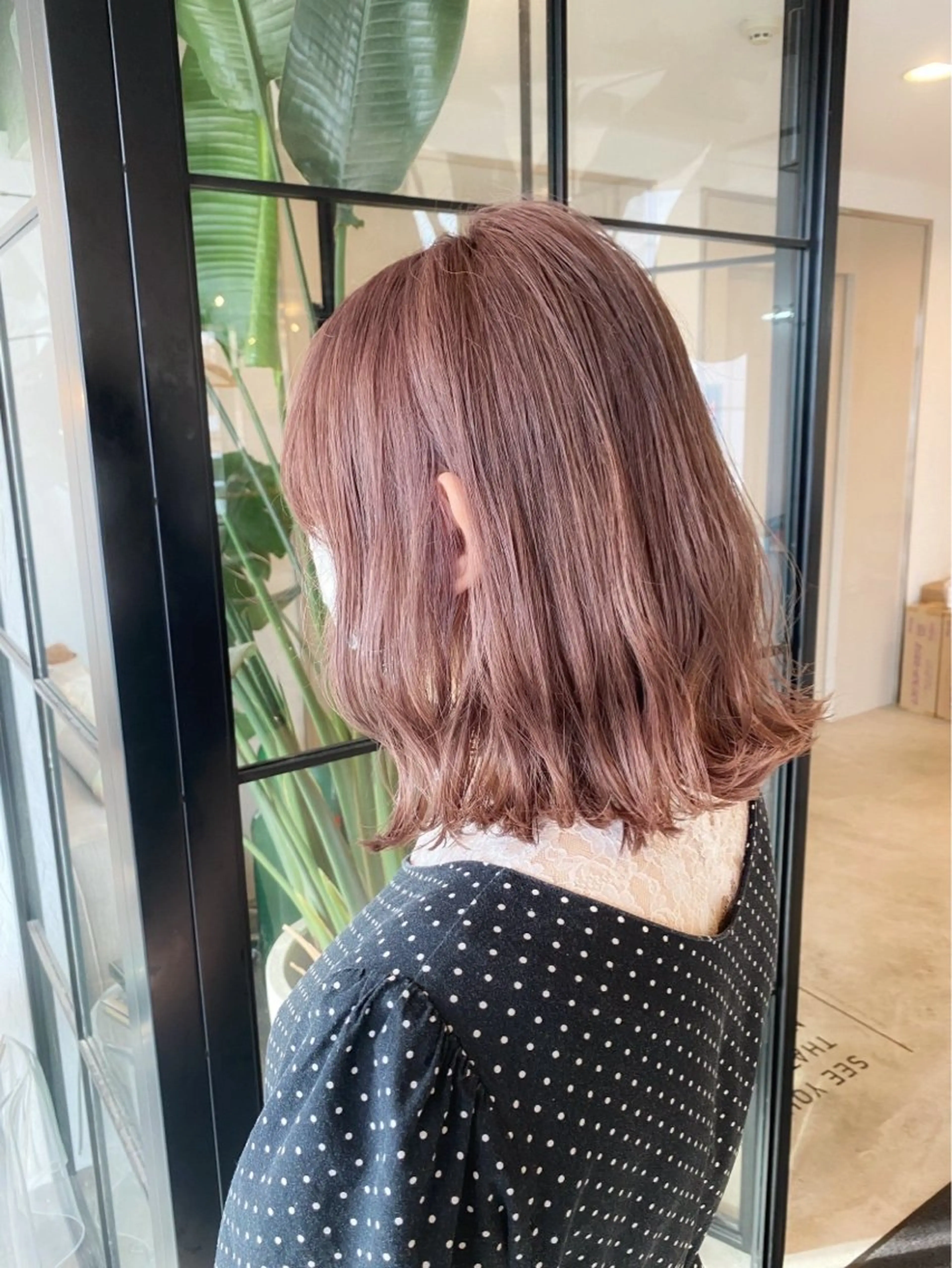 ミディアム シャドウパーマ/ツイ スト/近藤百華🎀のヘアスタイル