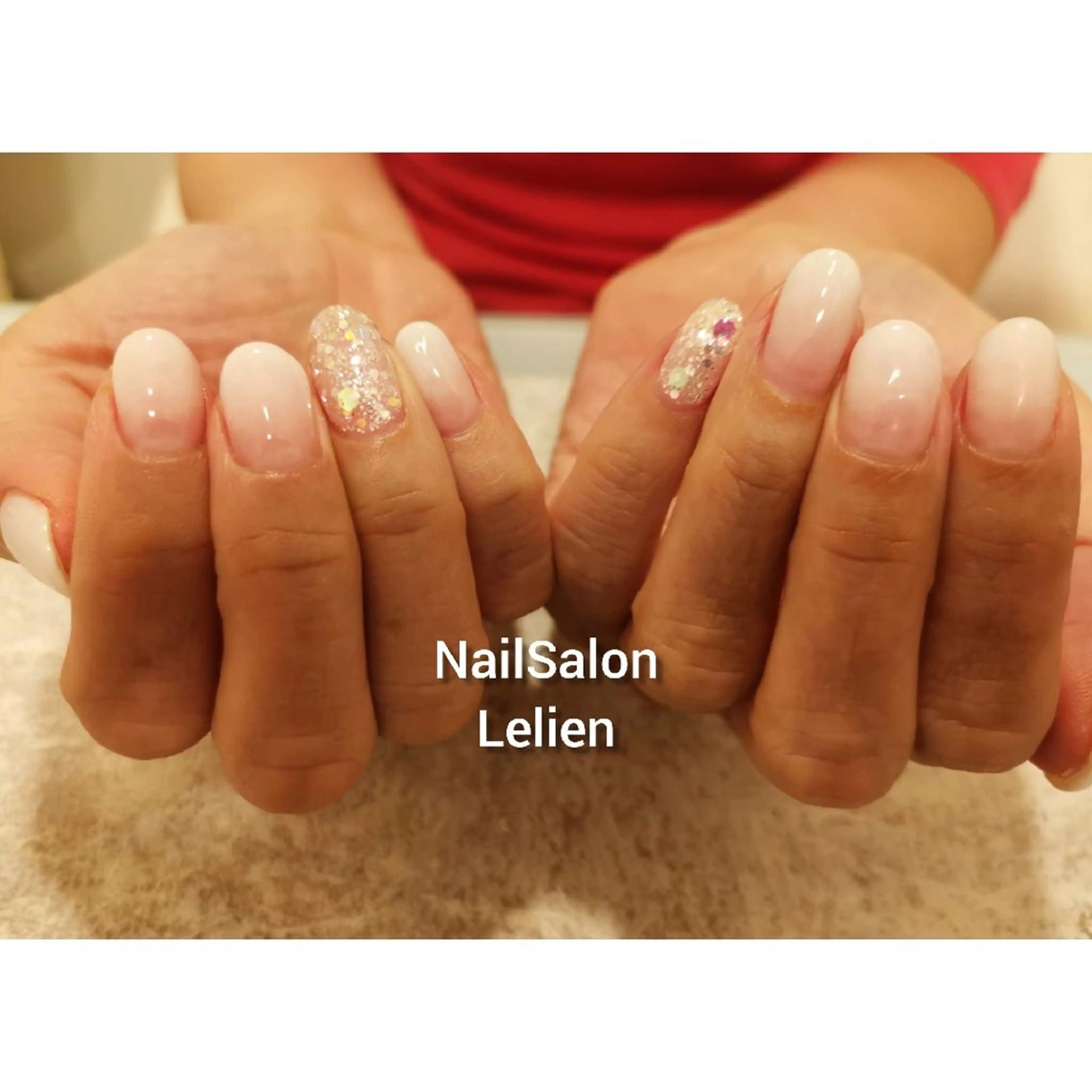 ネイル クリアネイル グラデーション ラメ(グリッター) 人気エリア💖完全個室【ルリエ】所属・ネイルサロン Lelienルリエのネイルデザイン