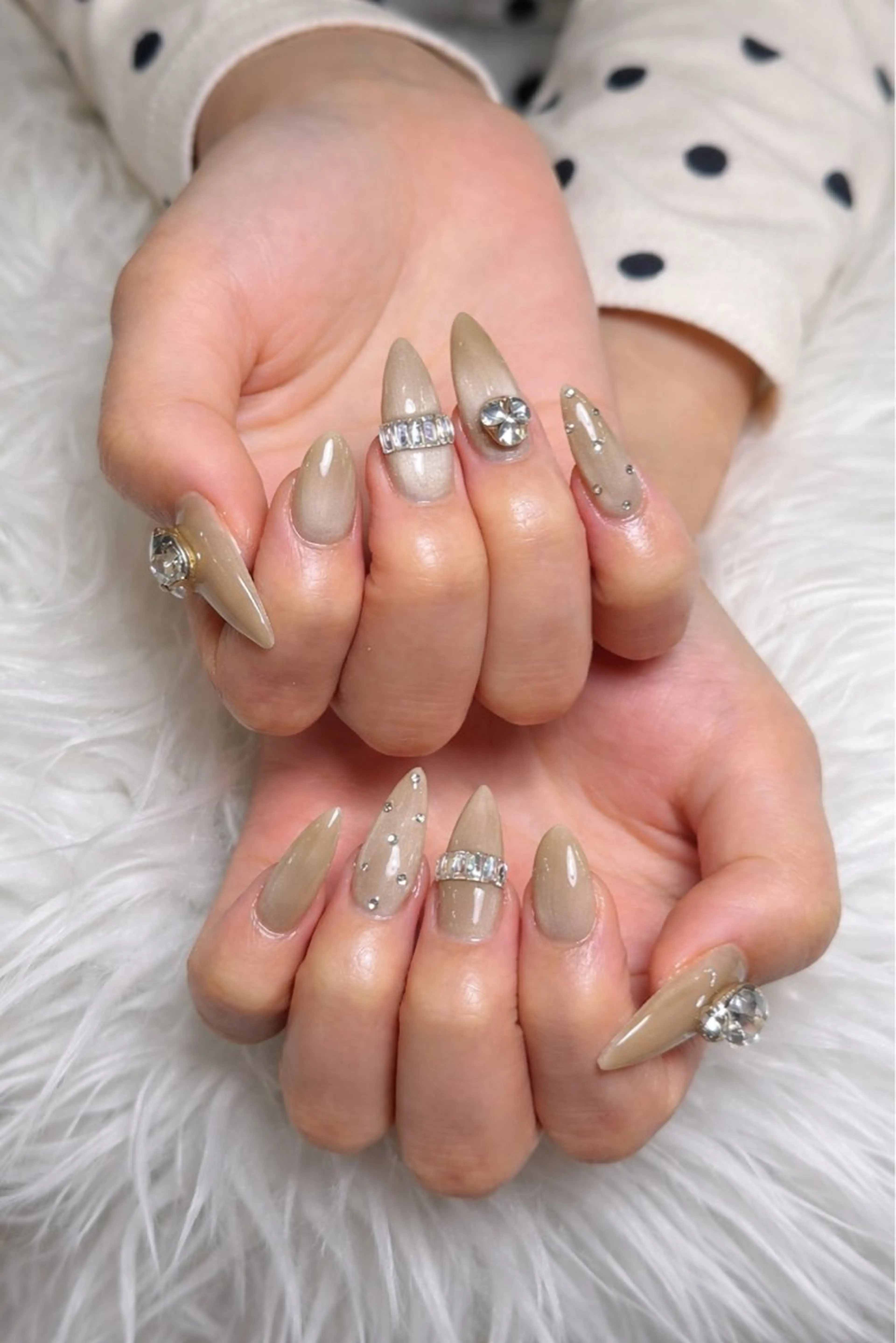 ネイル アートネイル ジェルネイル マグネットネイル ニュアンスネイル シンプルネイル ハンドネイル Ryu Nail NekoChanのネイルデザイン