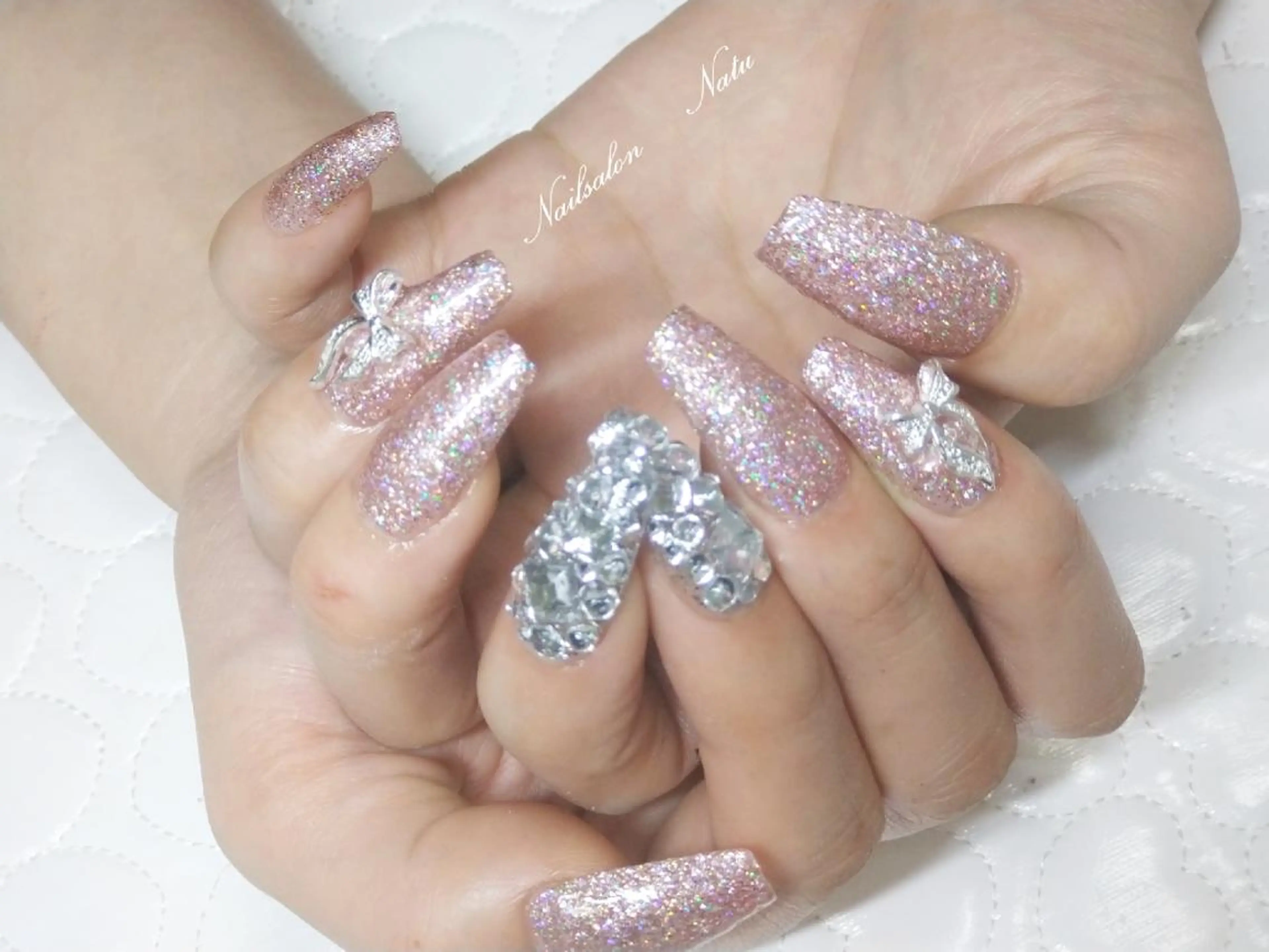 ネイル 長さ出し ラメ(グリッター) ワンカラーネイル ハンドネイル nailsalon　 Natuのネイルデザイン