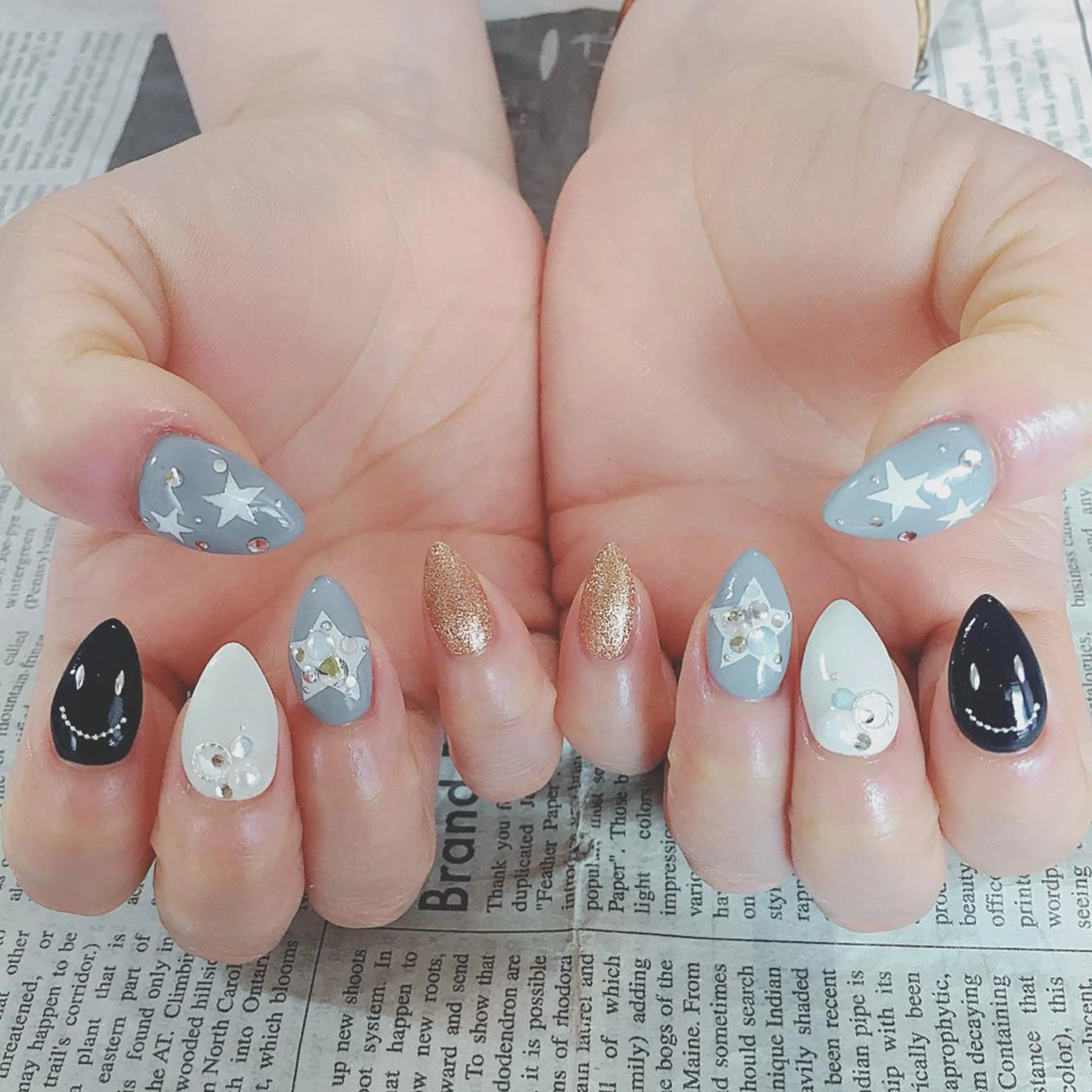 ネイル ハンドネイル ハンドケア 森山 舞のネイルデザイン