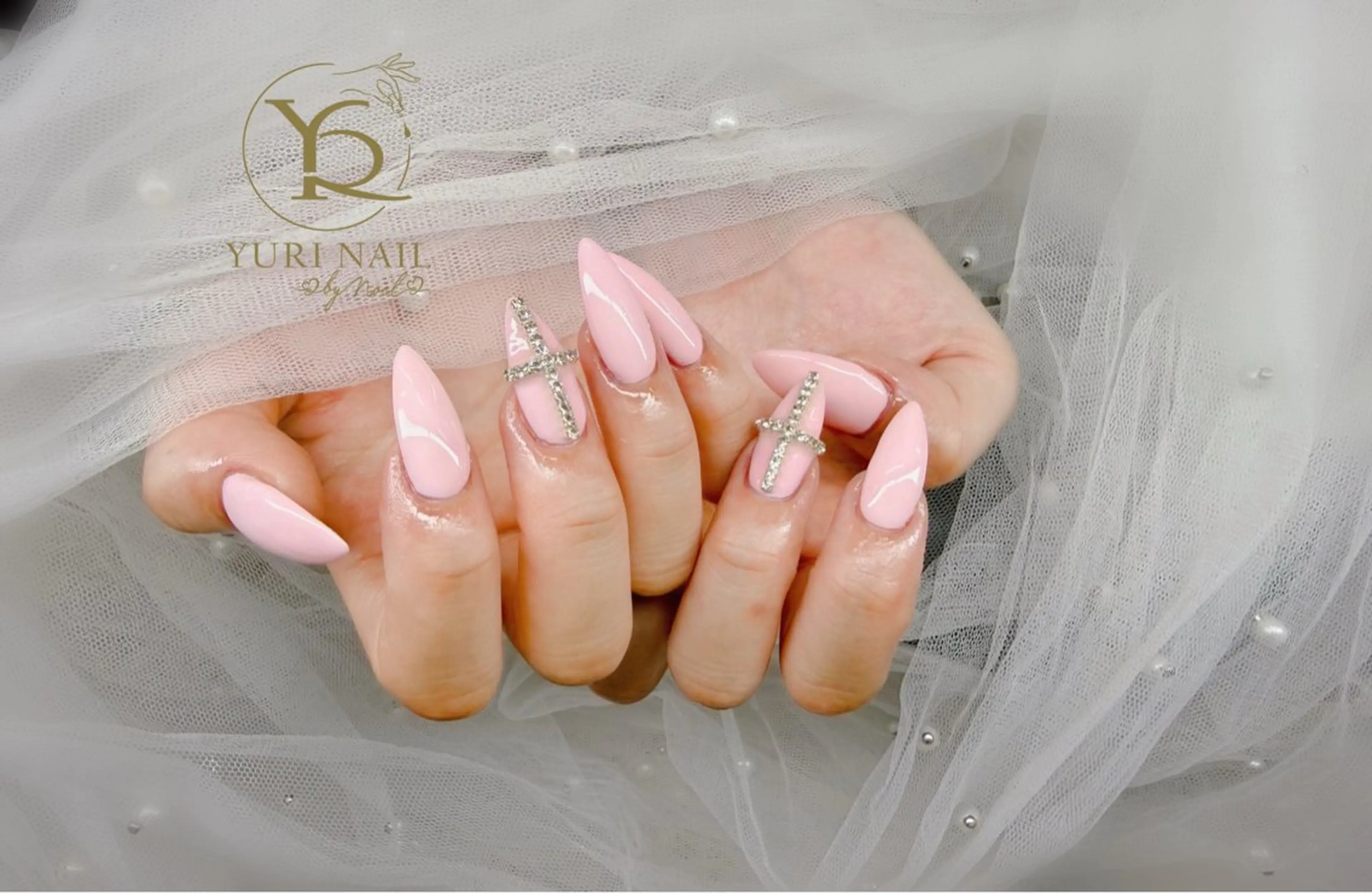 ネイル チークネイル フットネイル フレンチネイル グラデーション キラキラネイル ハンドネイル フットネイル ハンドケア YURI Nail Funabashiのネイルデザイン