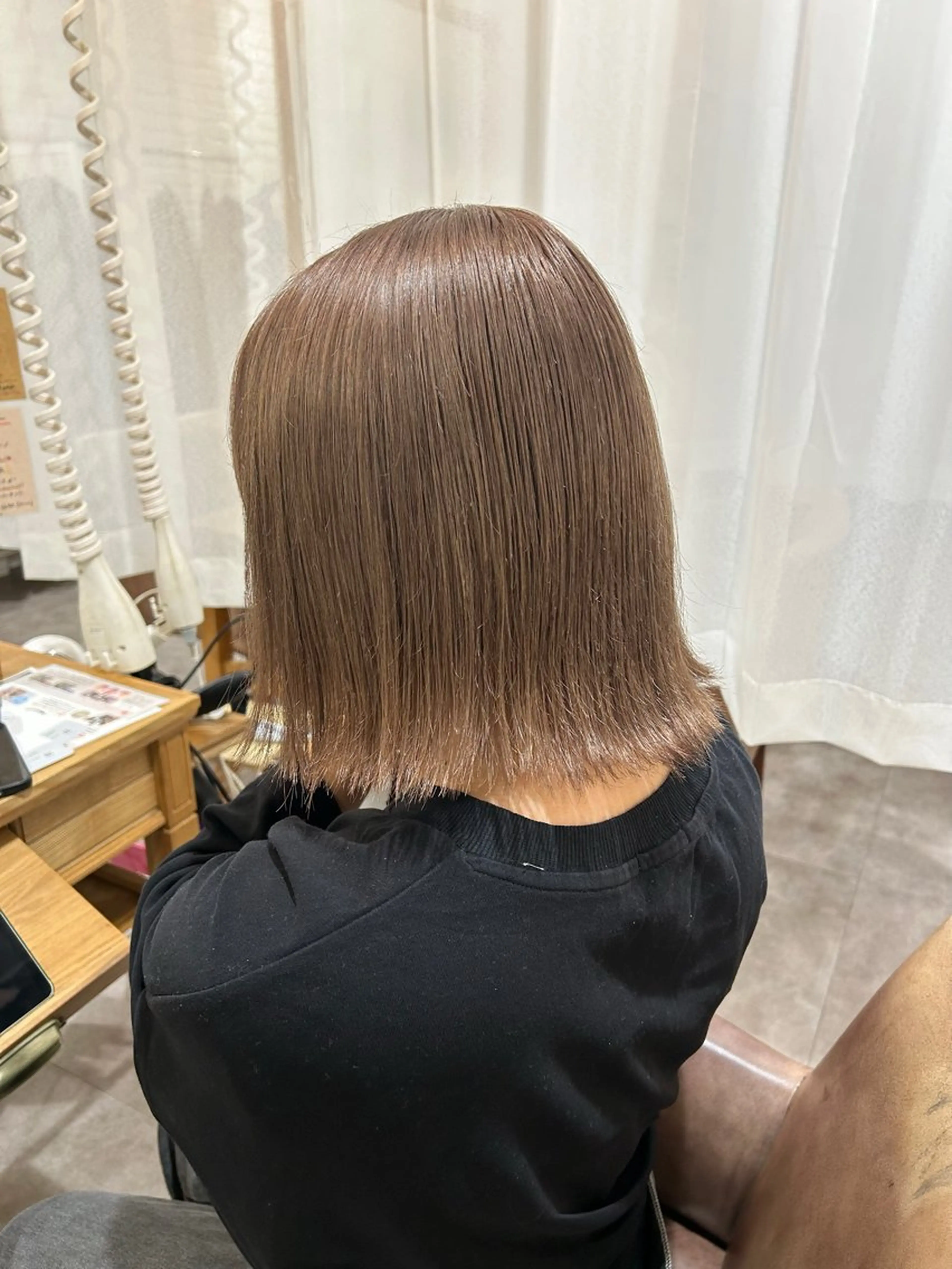 カラー ベージュカラー ミルクティーベージュ ヘアカラー merc.🕊大西‎ 香瑚のヘアスタイル