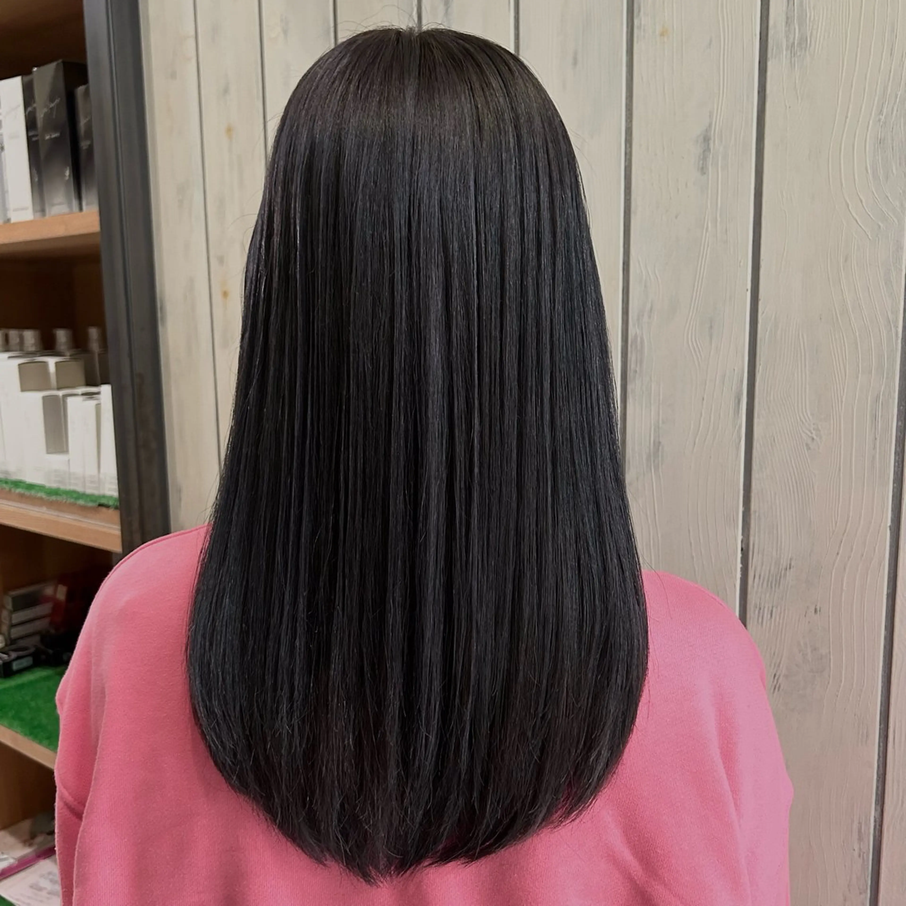 ロング カット ヘアカラー トリートメント 高津 千慧のヘアスタイル