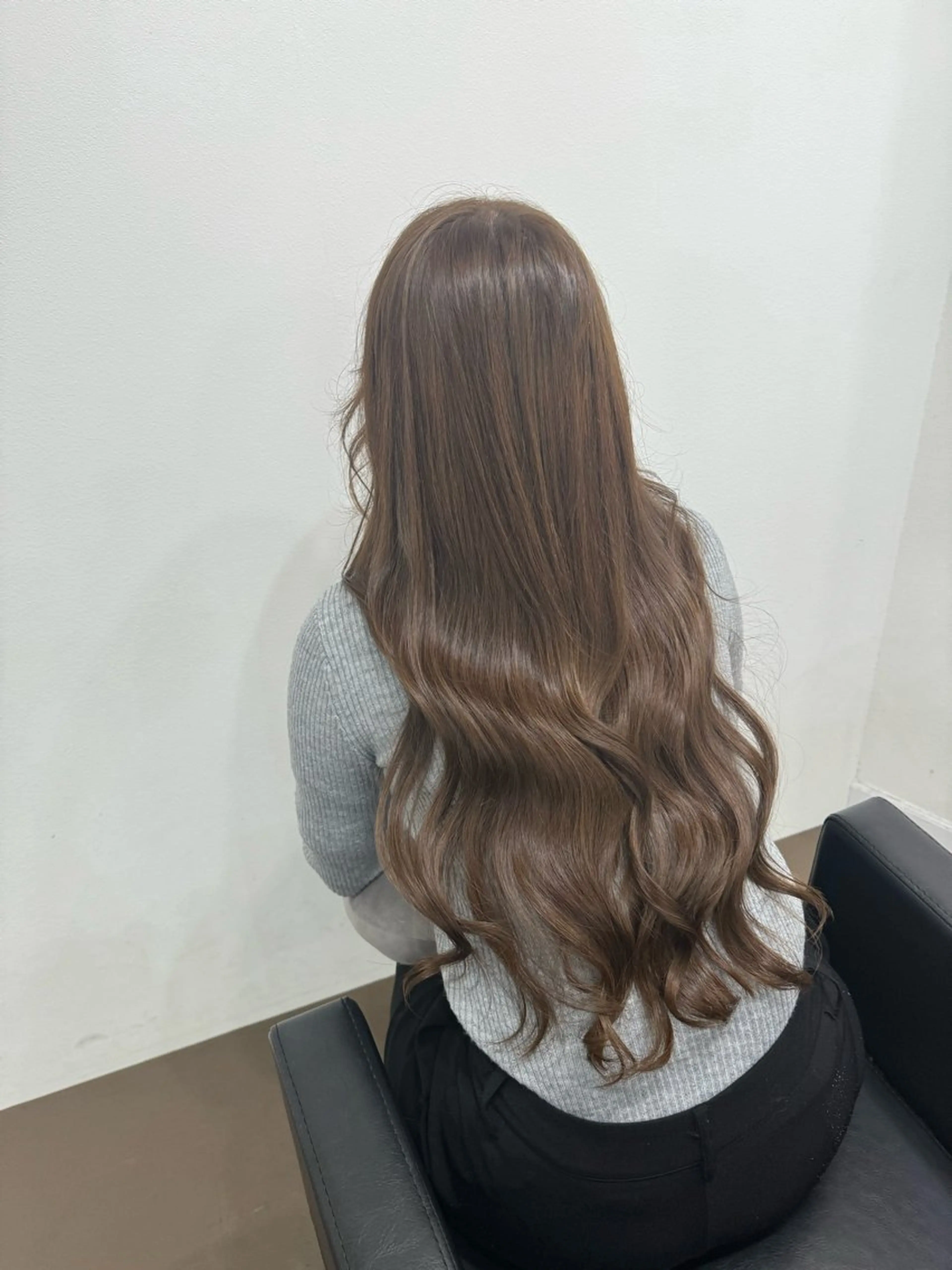 ロング ヘアカラー 【ioe岡本】🐶 向井歩のヘアスタイル