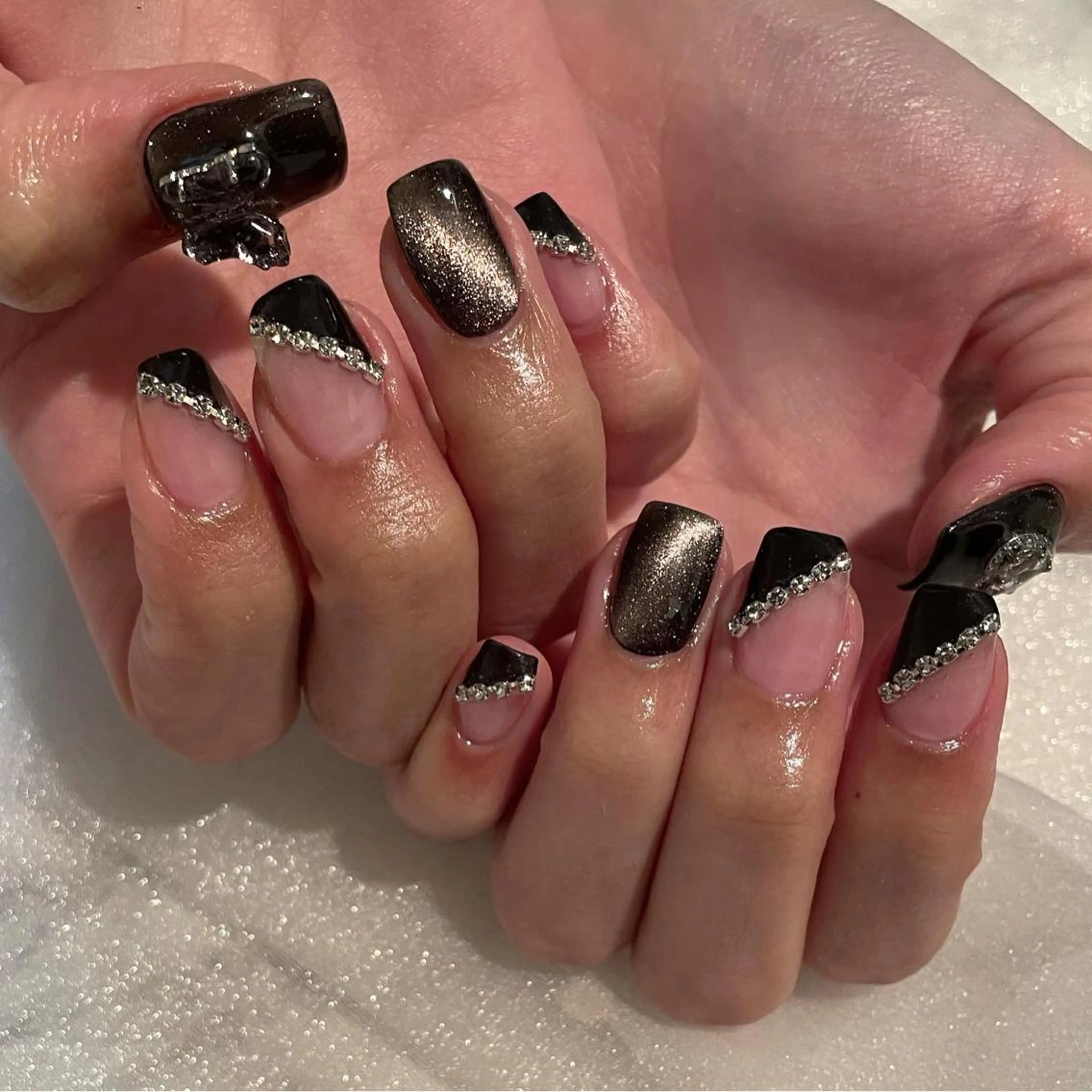 ネイル フレンチネイル ガーリー マグネットネイル パープル ハンドネイル ハンドケア lylynail YUUKAのネイルデザイン