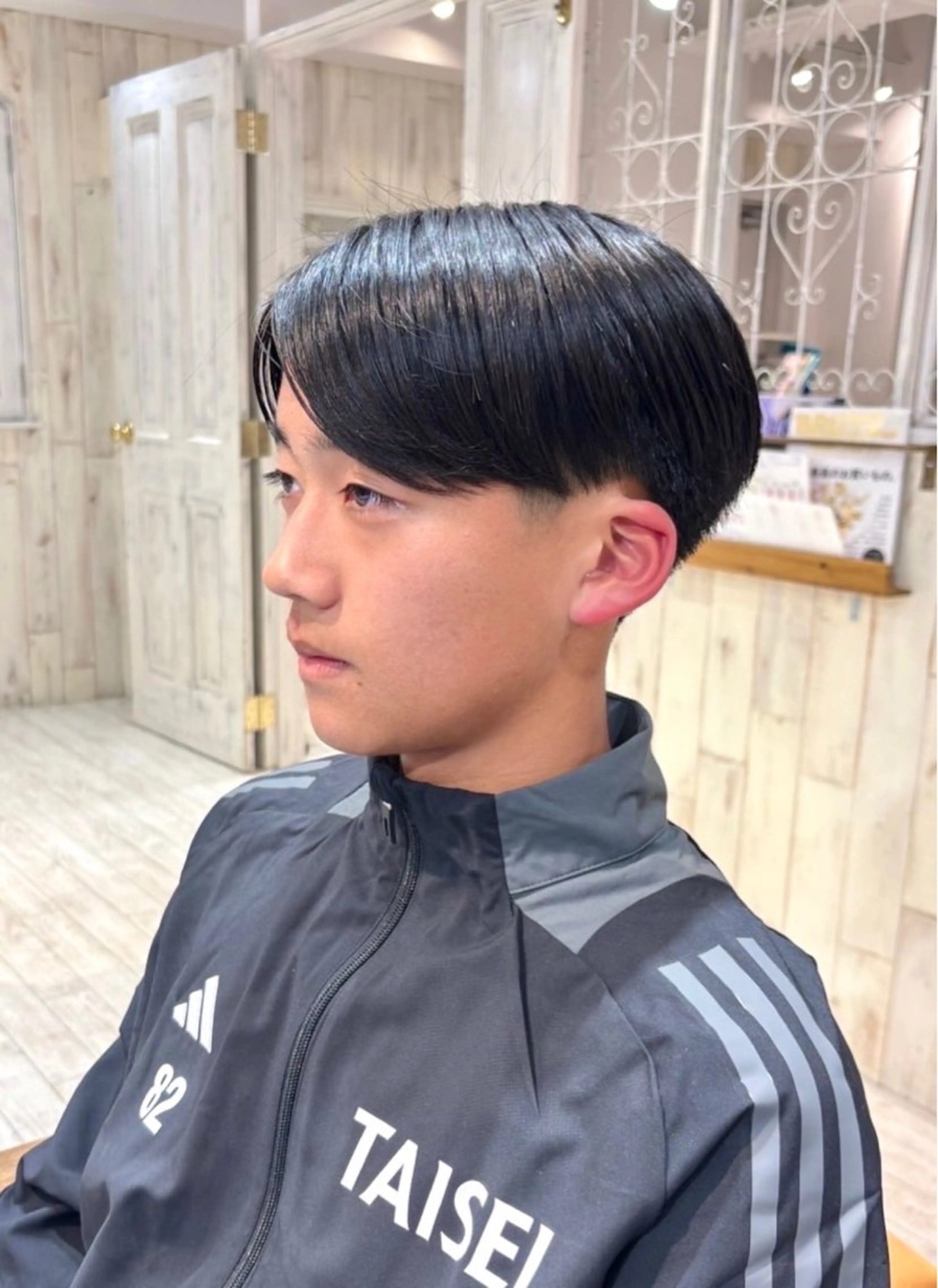 メンズ センターパート Ashanti 濱野のヘアスタイル