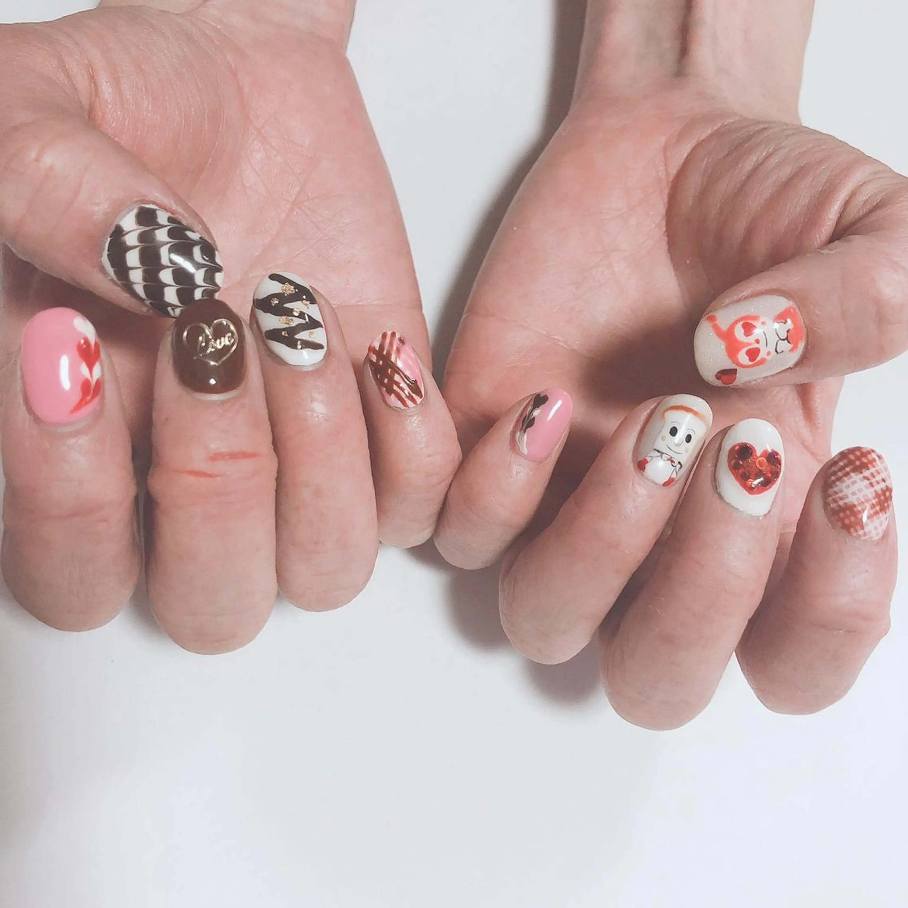 ネイル moana Aのマツエク・マツパデザイン