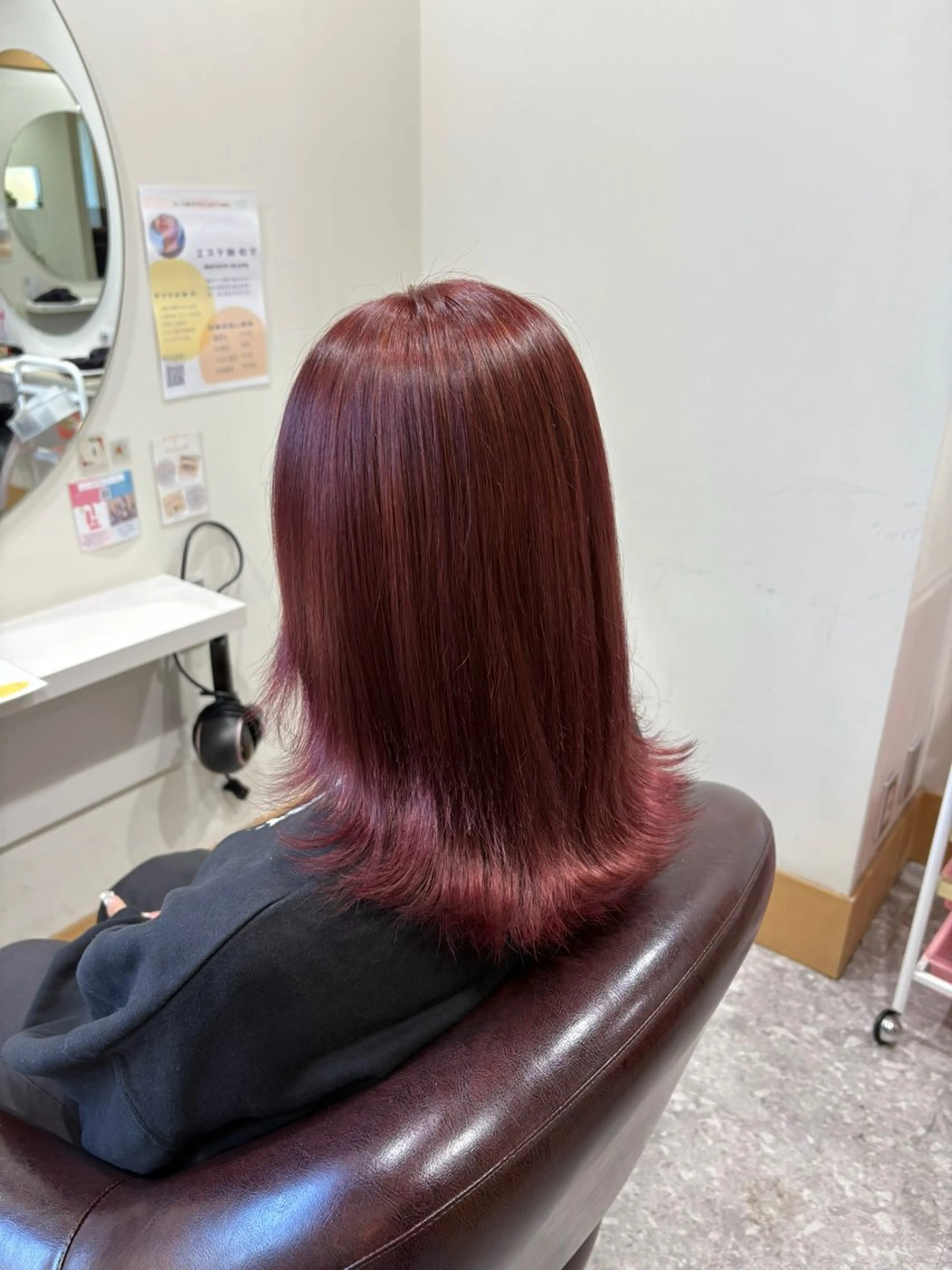 ミディアム カラー 髙木 優人のヘアスタイル