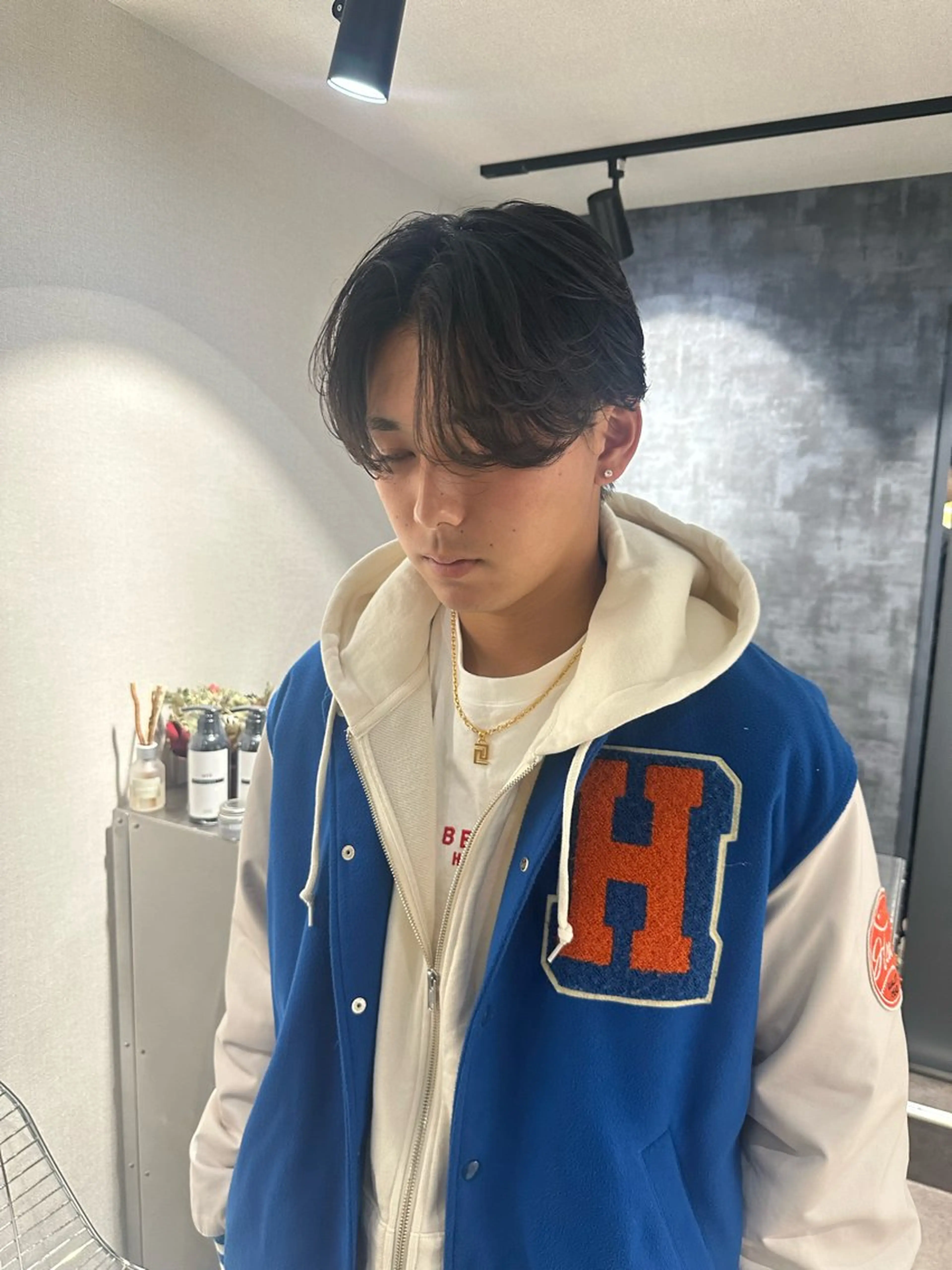 ミディアム パーマ メンズ 💈原宿指名No.1 センターパート💈のヘアスタイル