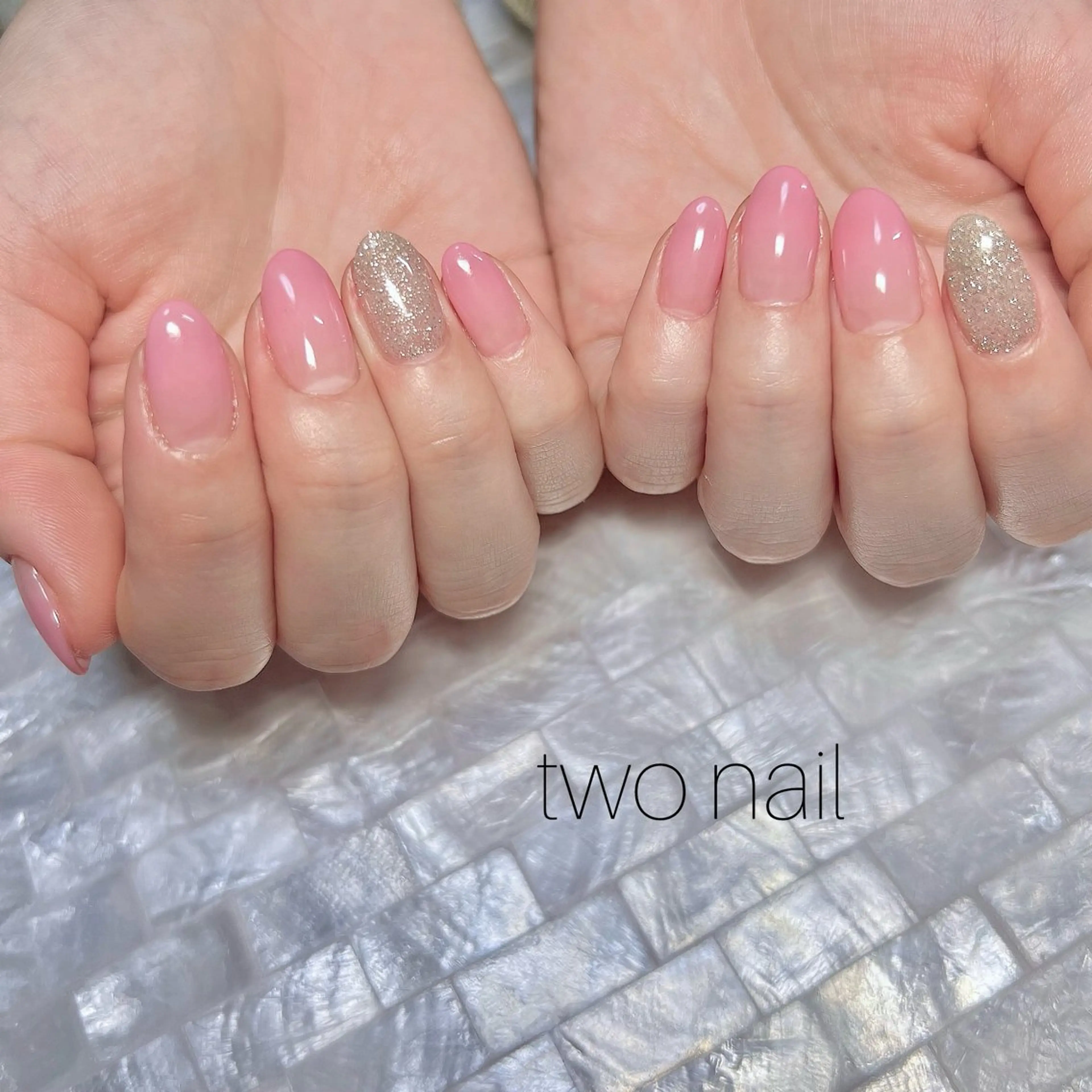 ネイル ネイルチップ ホワイト ハンドネイル two nailのネイルデザイン