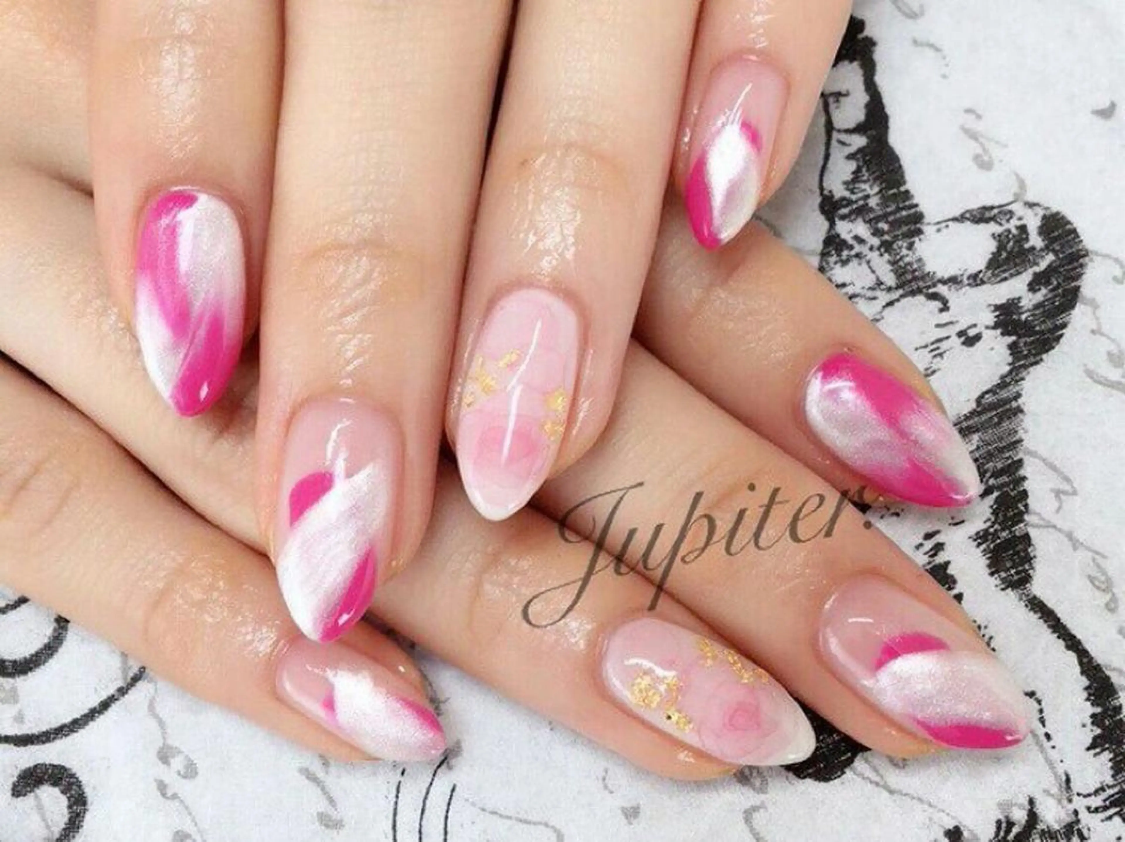ネイル フラワーネイル ニュアンスネイル ハンドネイル PrivateSalon Jupiter所属・Jupiter .のネイルデザイン