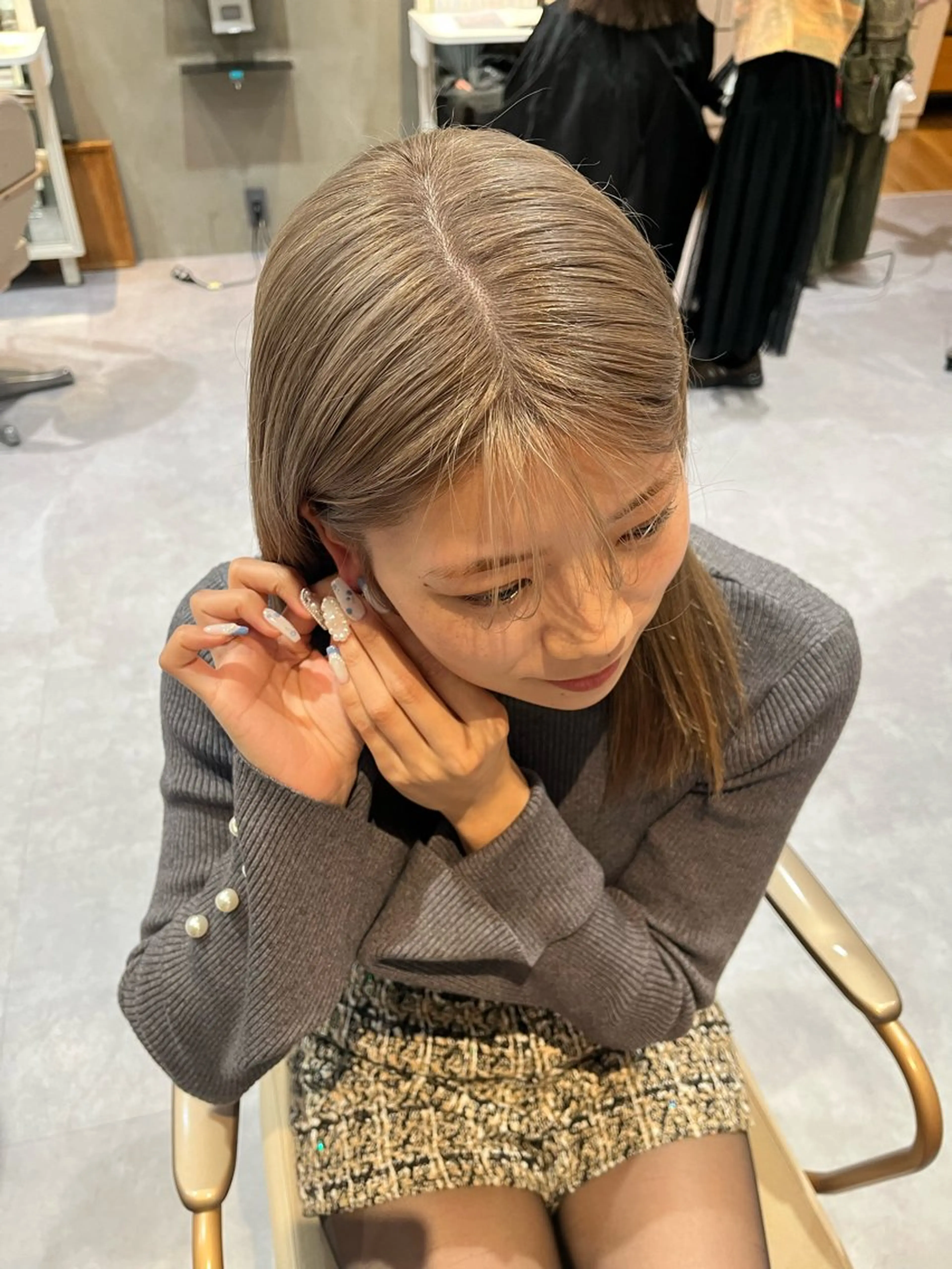 セミロング 飯田 愛結のヘアスタイル