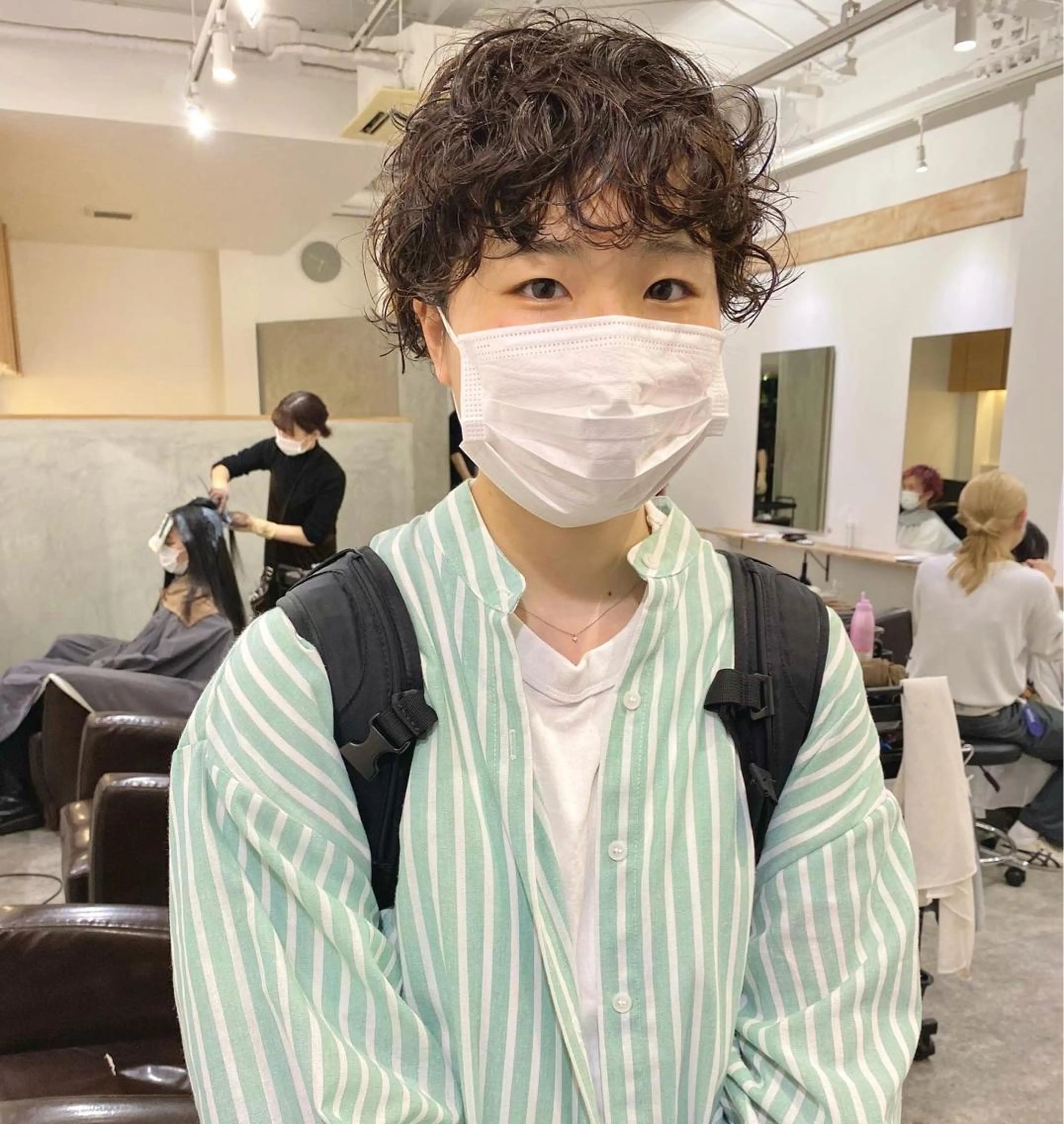 ショート パーマ ショートヘア 森貴裕/ベージュ/ パーマ/オリーブのヘアスタイル