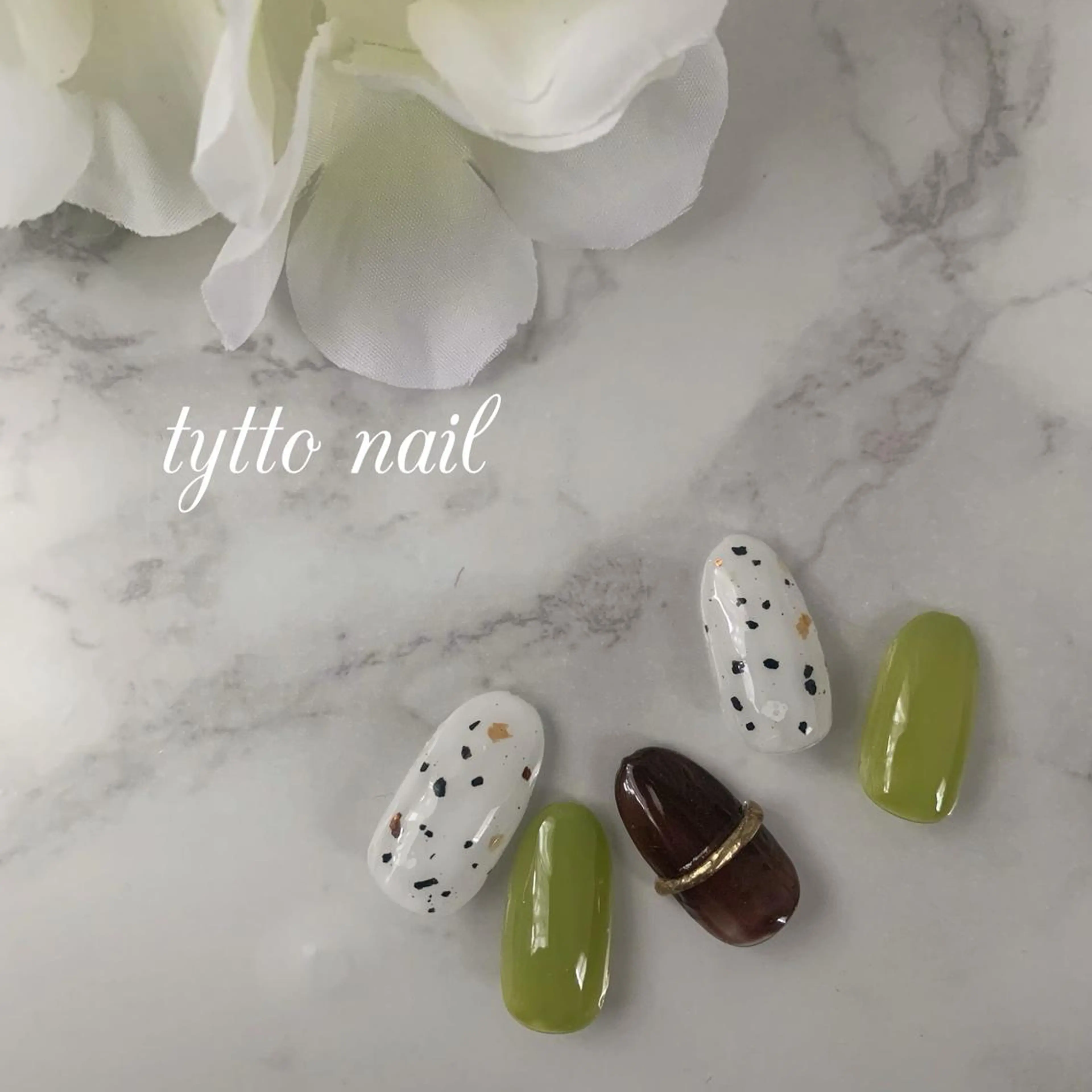ネイル フレンチネイル ミラーネイル 冬ネイル ハンドネイル tytto nail ❤︎‪‪eri‪‪のネイルデザイン