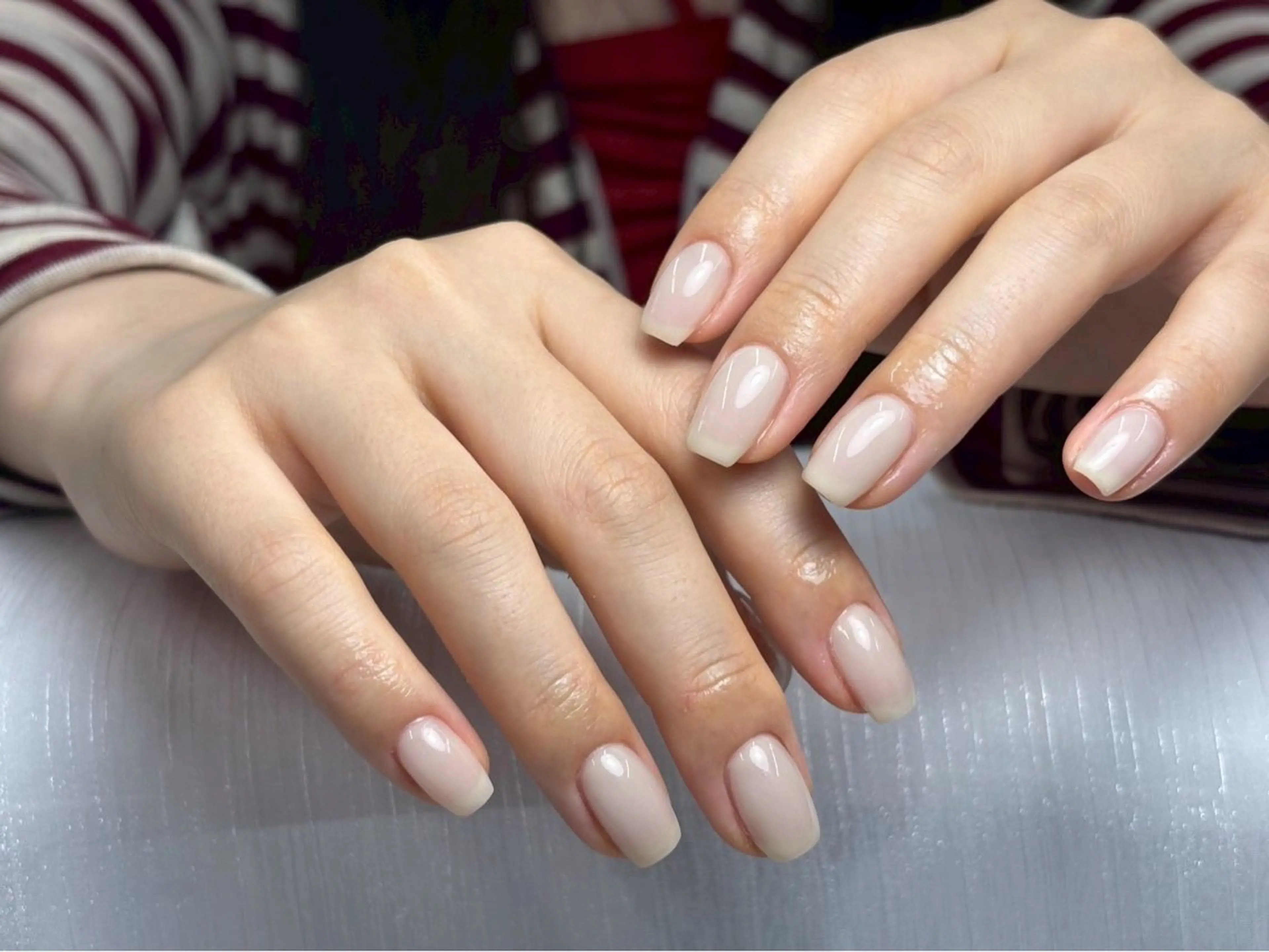 ショート ハンドネイル トゥー フエンのネイルデザイン