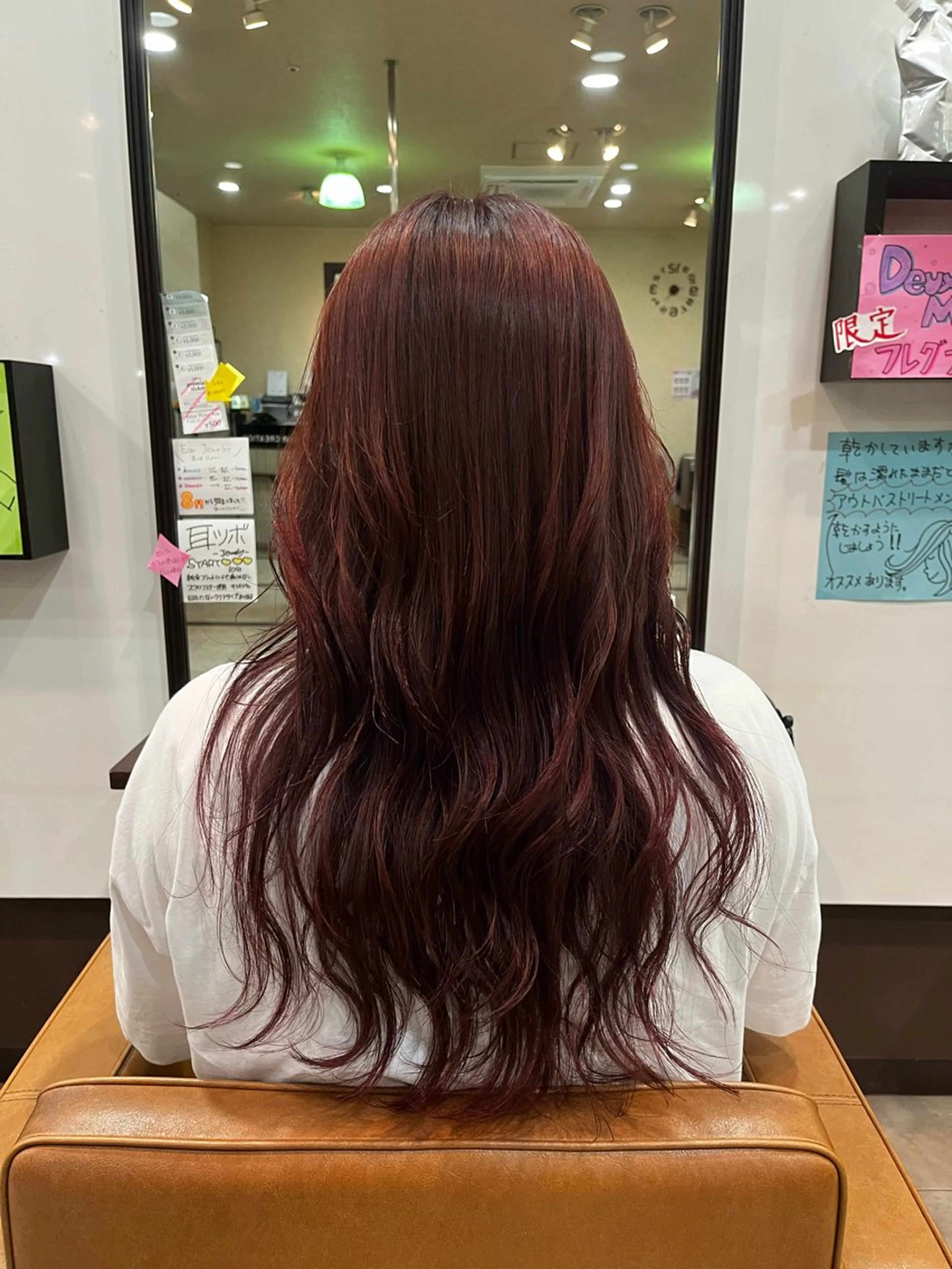 カラー ブリーチ ブリーチなしカラー ピンクカラー 長谷川 柚乃のヘアスタイル