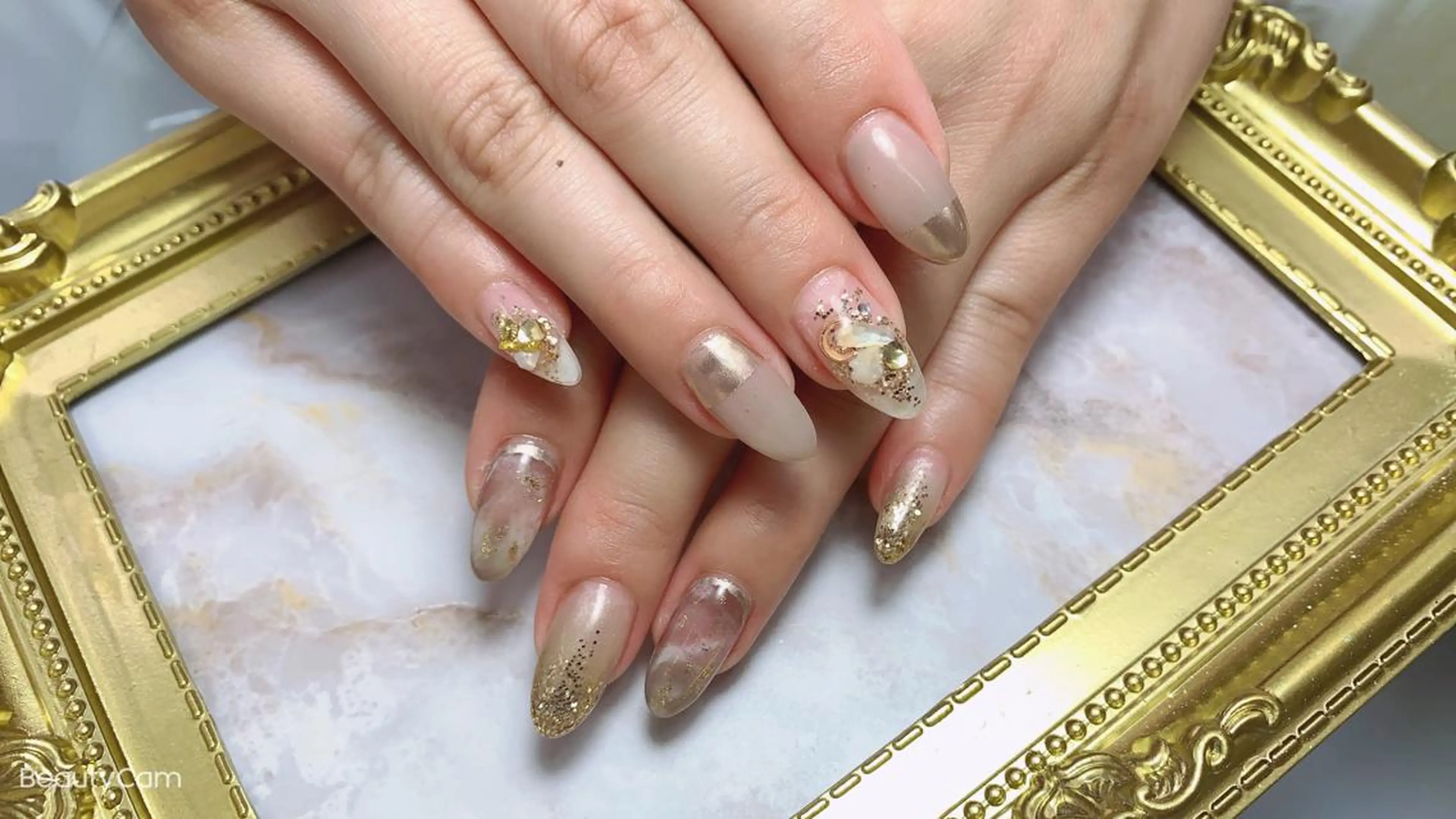 ネイル 大理石ネイル(マーブル) ミラーネイル Lilas Nailのネイルデザイン