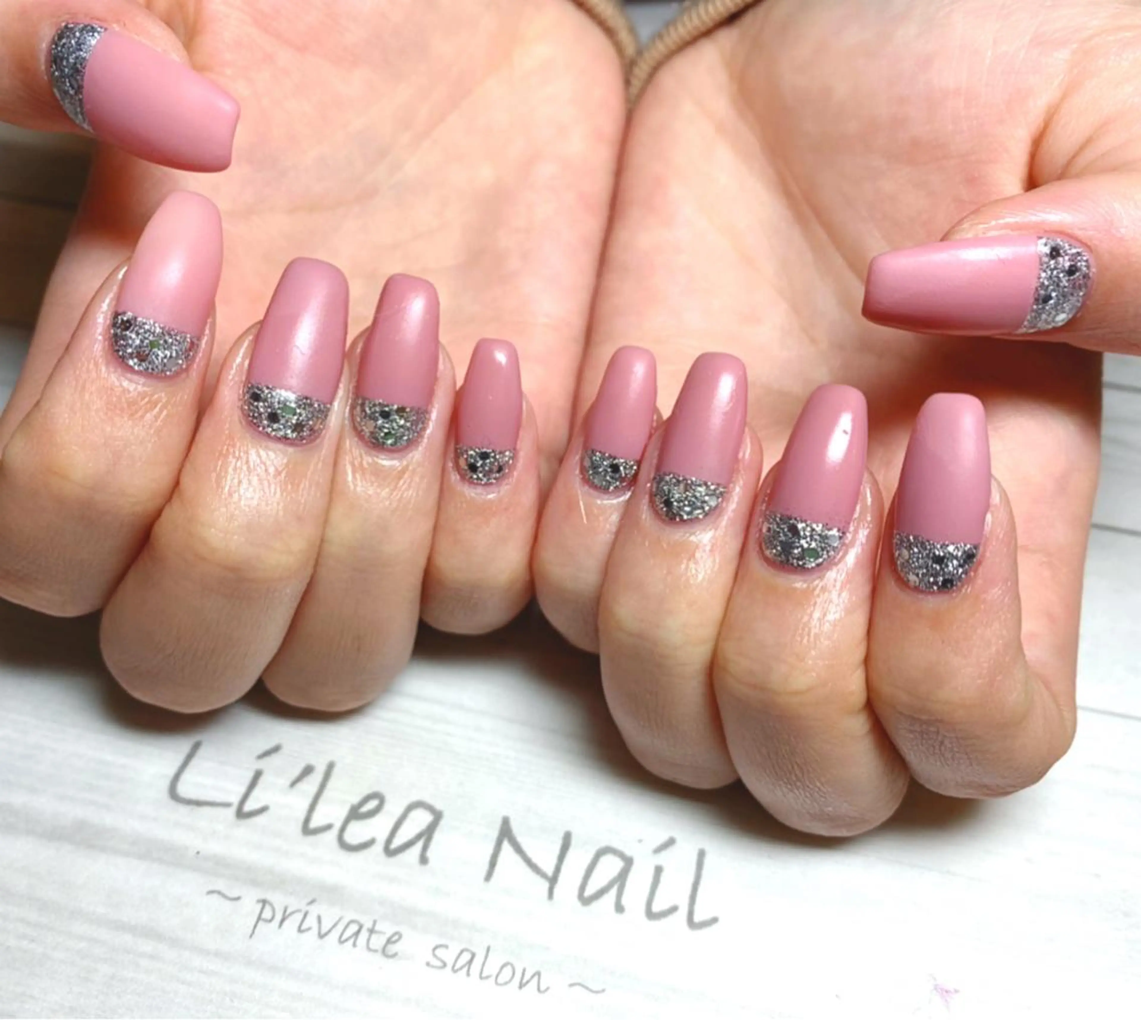 ネイル Li'leaNail AINAのネイルデザイン