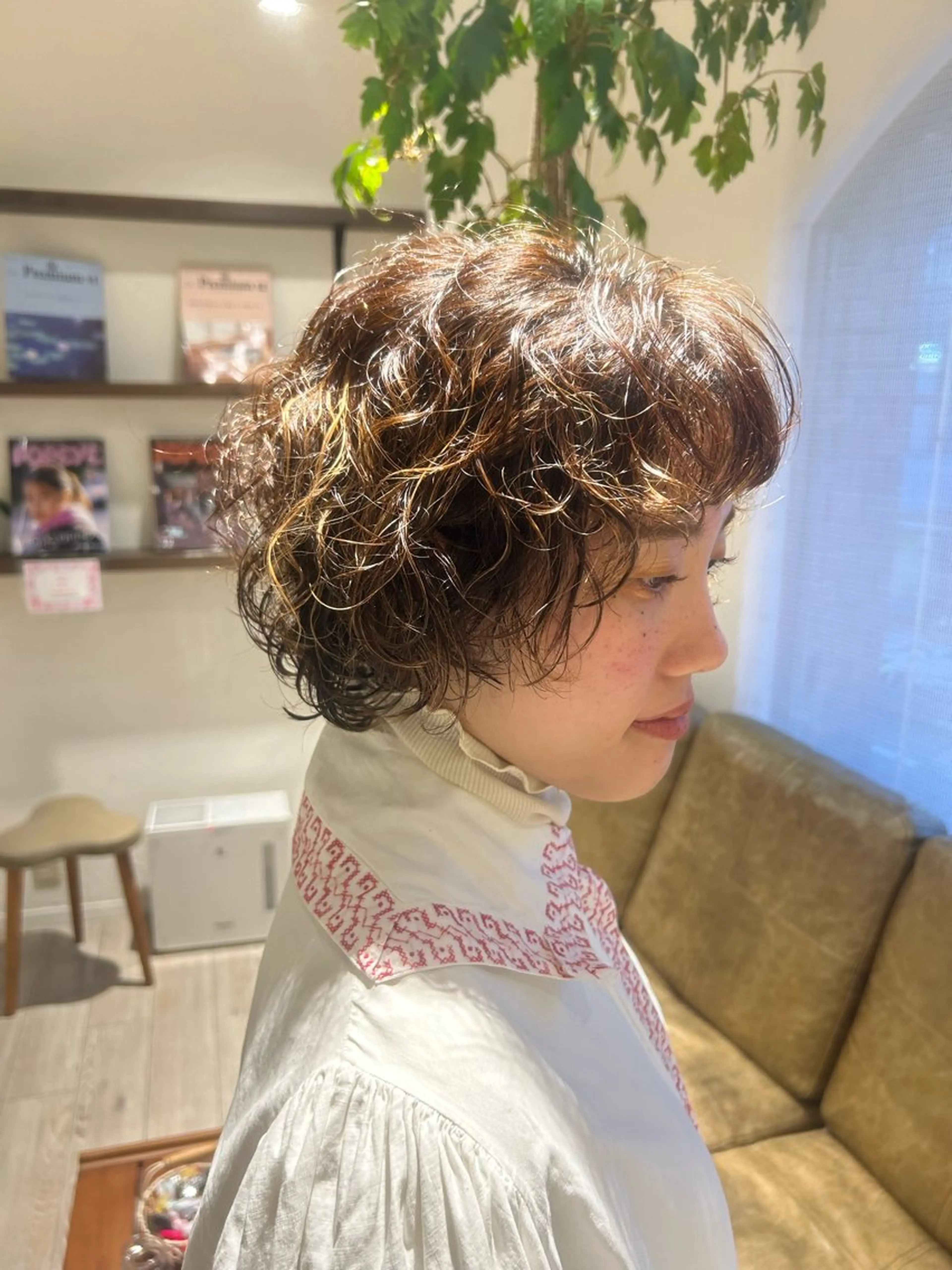 ミディアム パーマ ミディアムパーマ ボブ レイヤーカット カラーリスト IKUHOのヘアスタイル