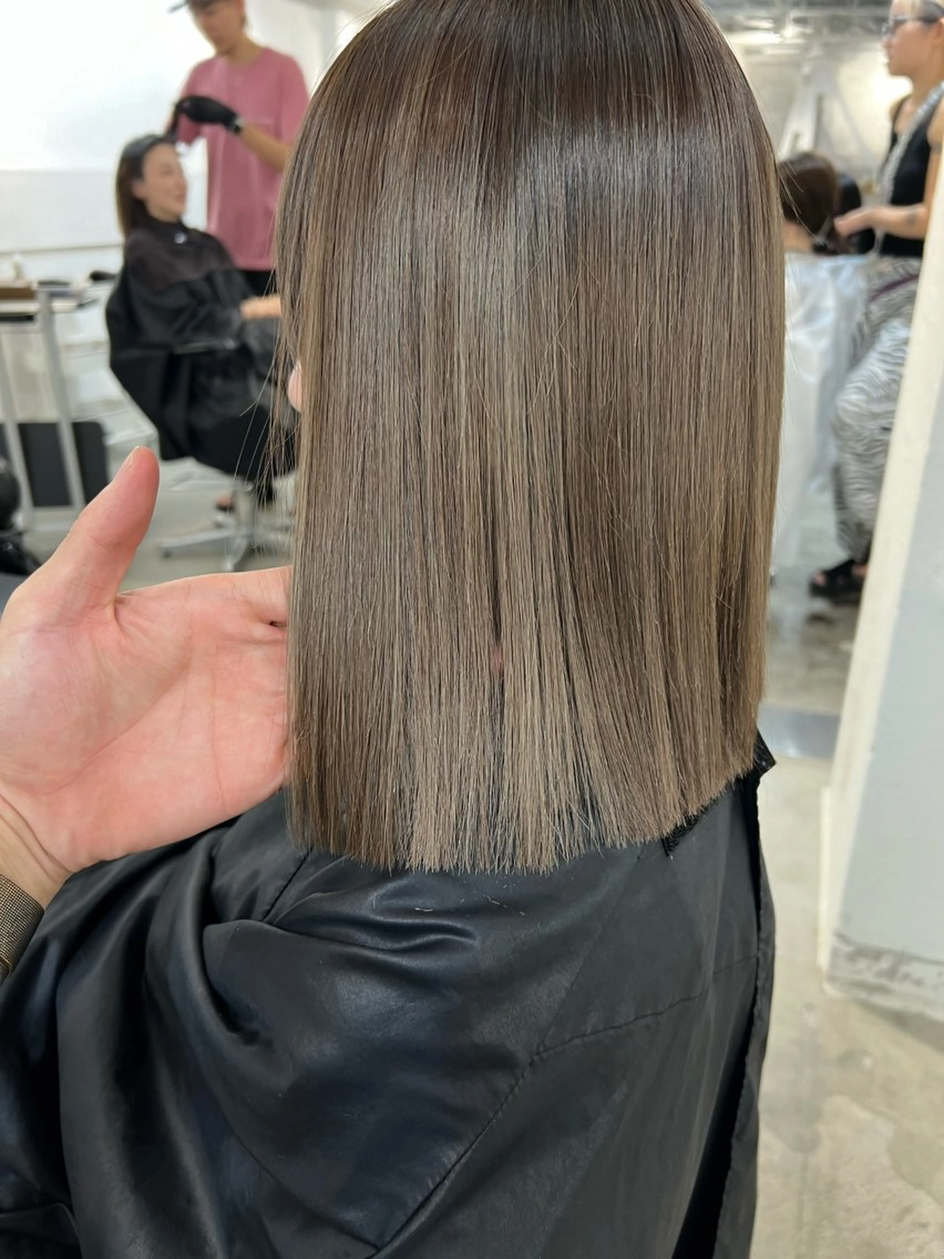 ミディアム 外国人風カラー ハイライト カット ヘアカラー トリートメント ハイライト／レイヤー 木下翔太のヘアスタイル