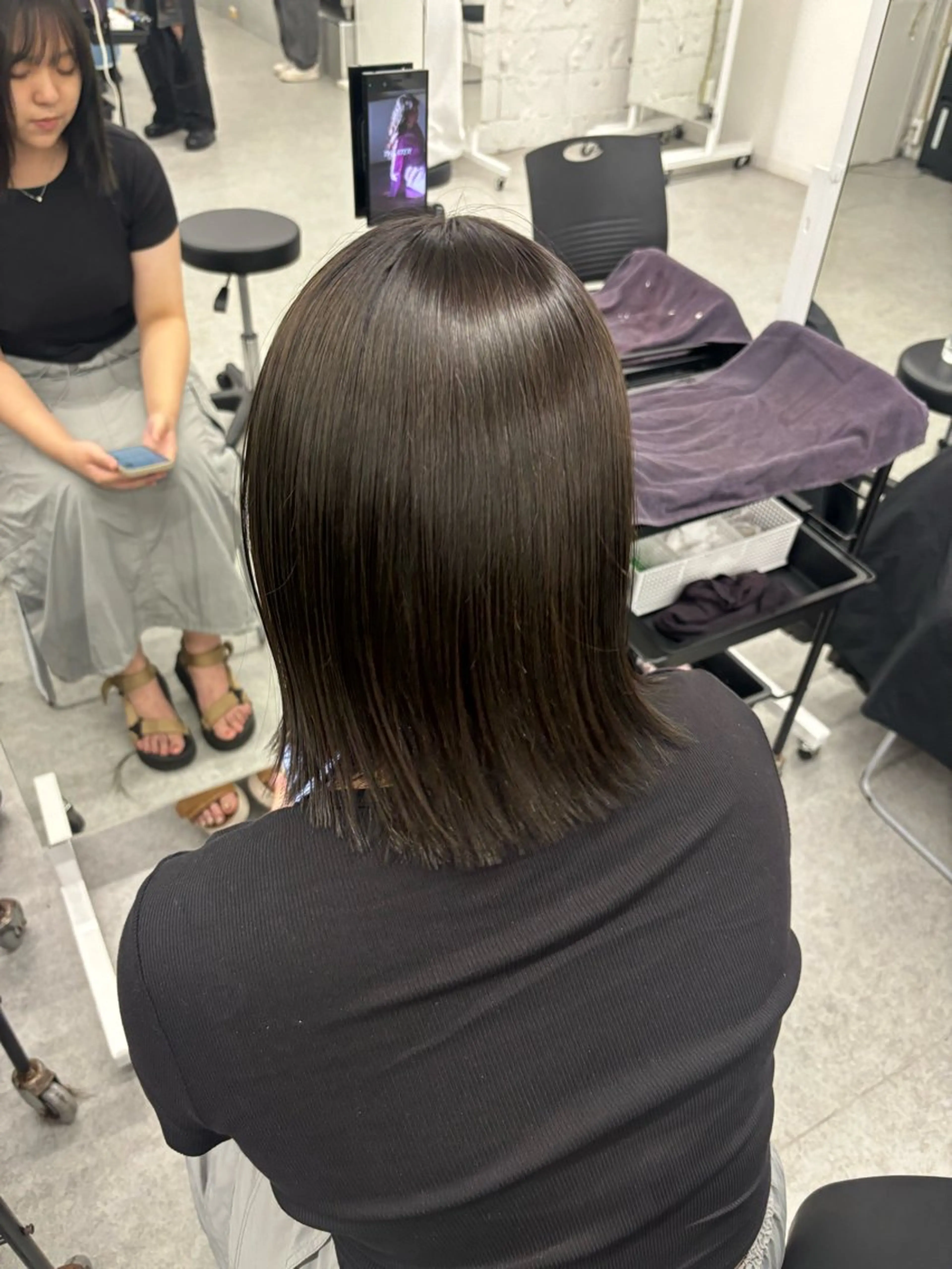 ミディアム カラー ヘアアレンジ AYUMI/赤み消し /ブラウンカラーのヘアスタイル