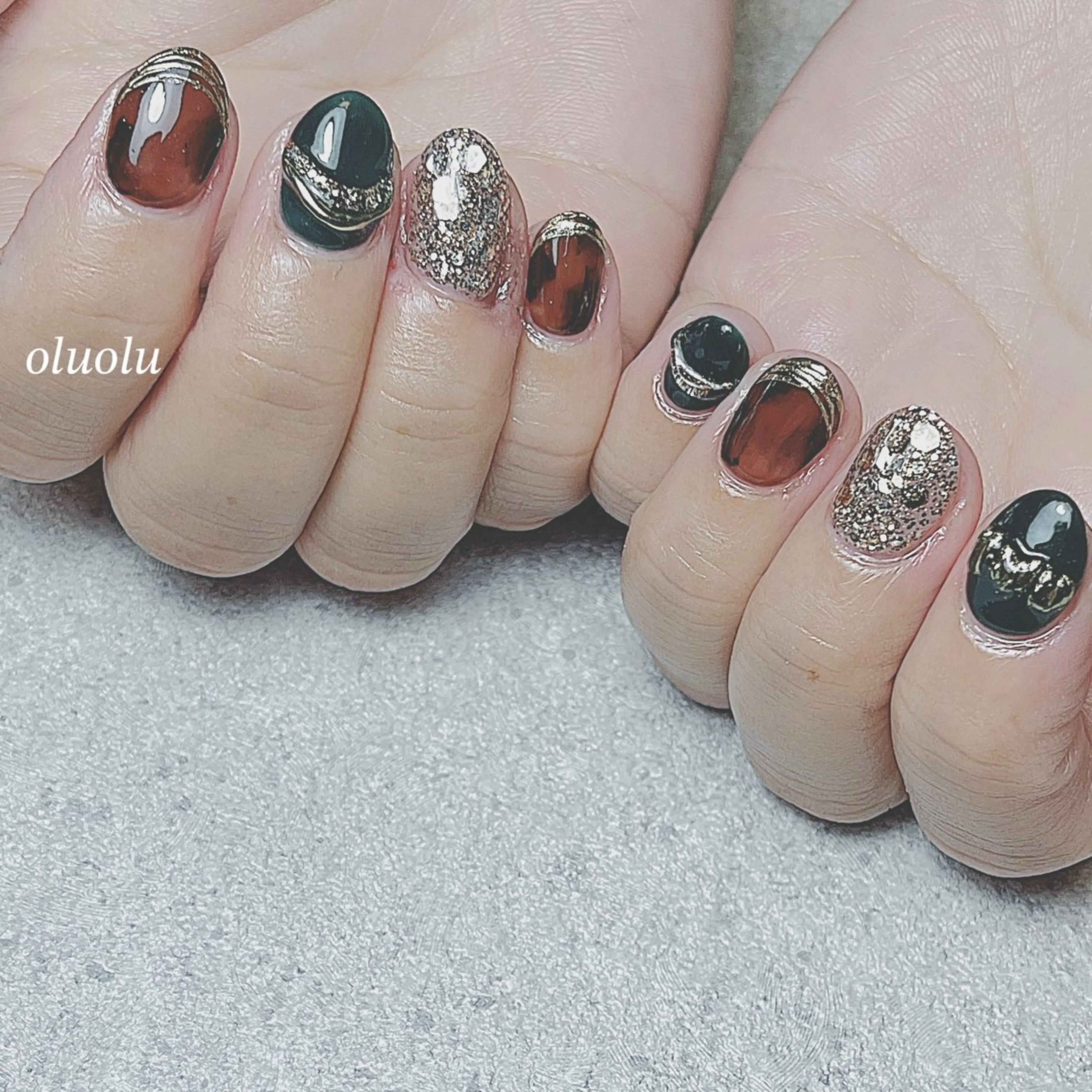 ネイル アートネイル べっ甲ネイル フットネイル ニュアンスネイル 冬ネイル ハンドネイル 大村 紬華のネイルデザイン