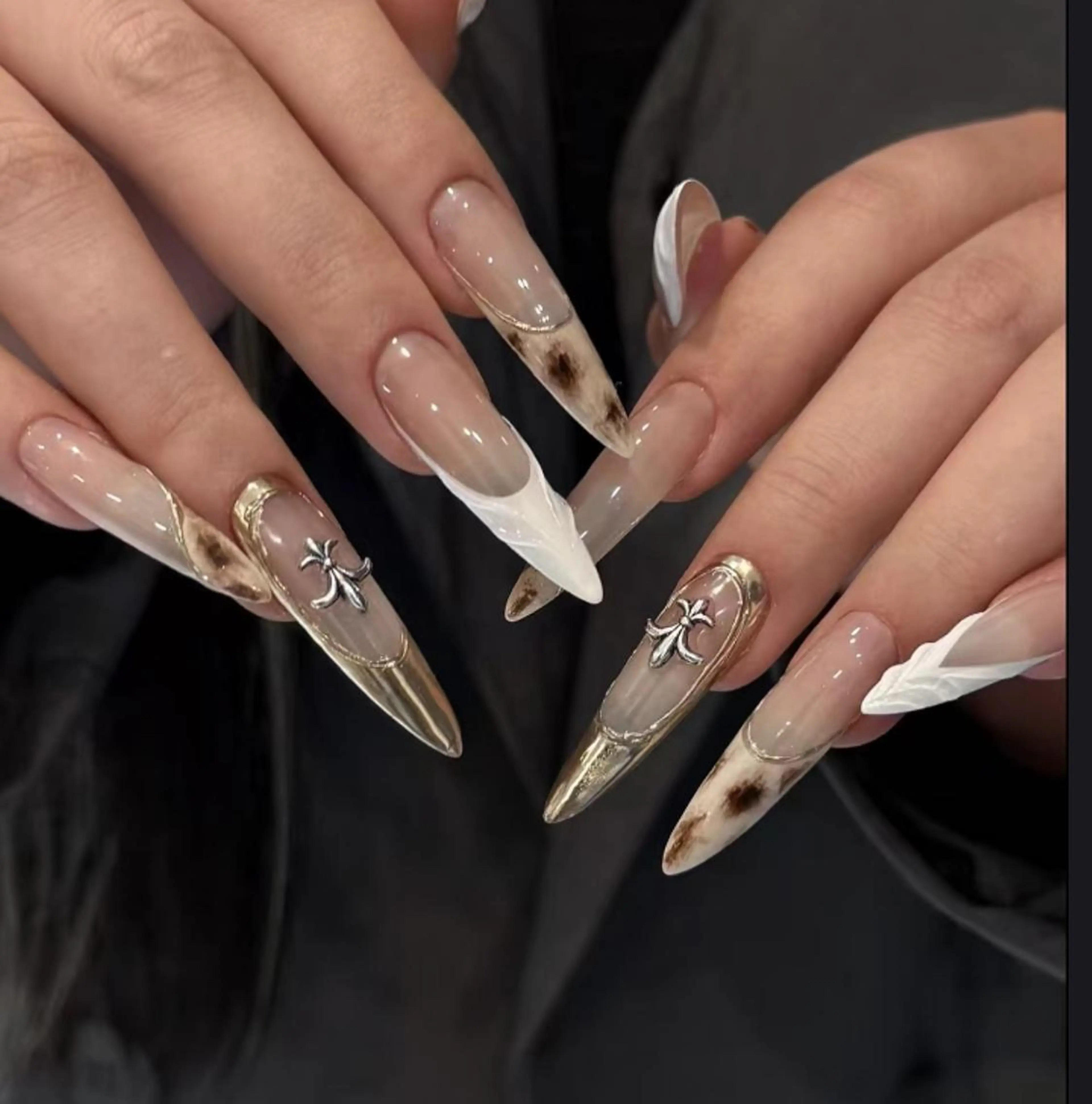 ネイル ハンドネイル Pure&Rich Nailのネイルデザイン