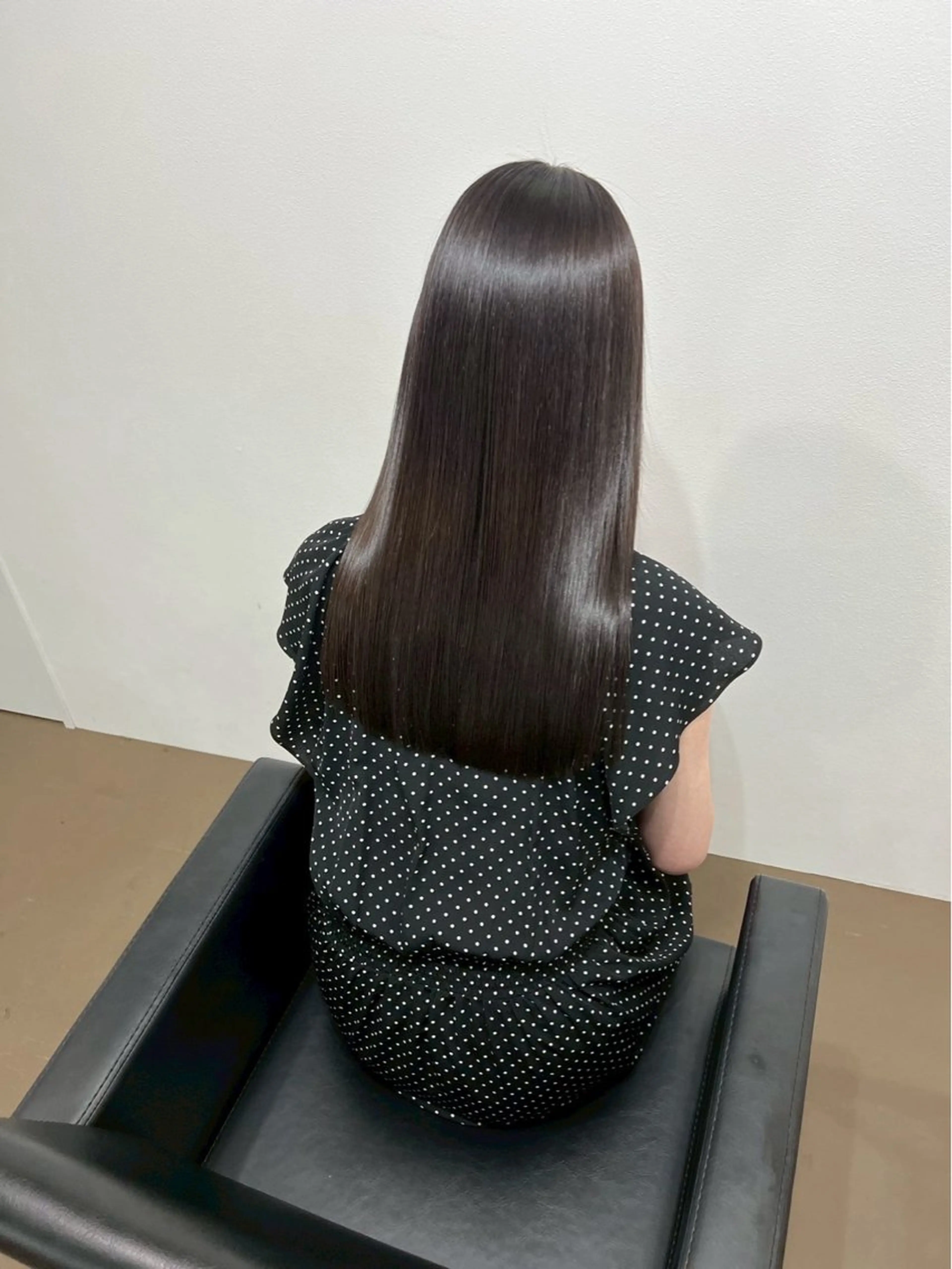 セミロング パーマ 髪質改善 縮毛矯正 トリートメント ストレートパーマ 縮毛矯正 トリートメント 朝が楽になる髪質改善 /美髪矯正/KOHのヘアスタイル