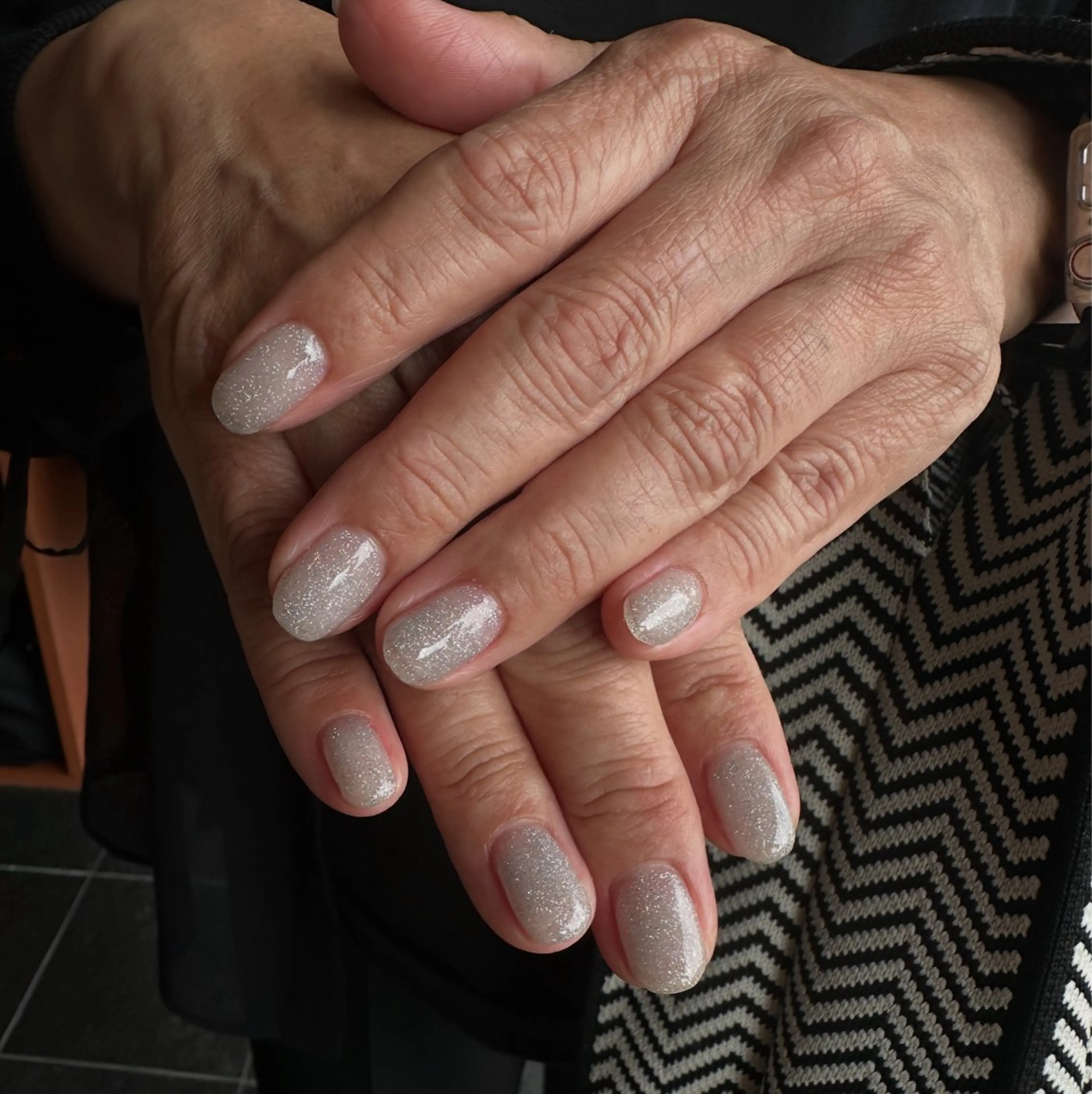 ネイル フラッシュネイル ワンカラーネイル 藤村 美玖のネイルデザイン