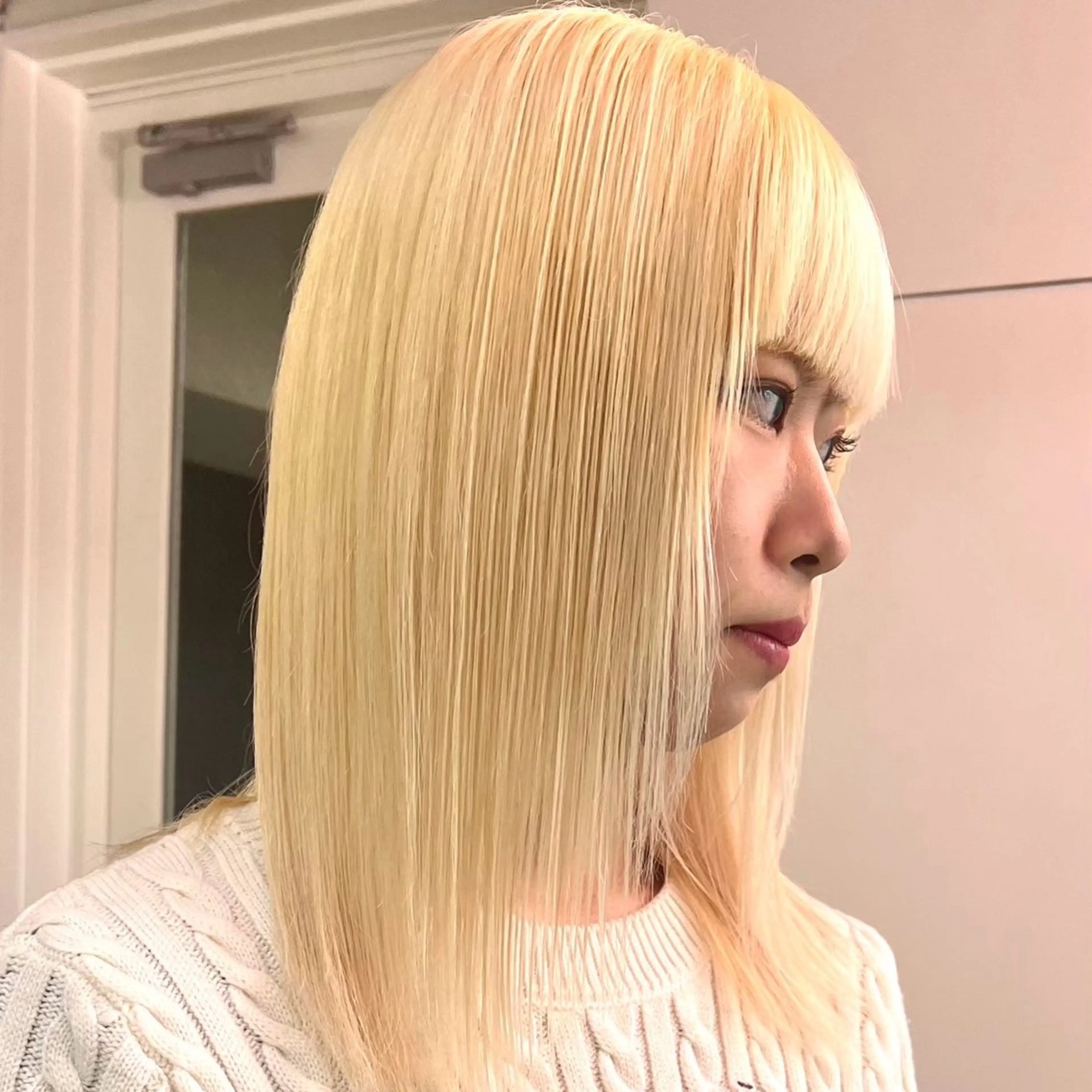 セミロング ヘアカラー トリートメント 🧚🏻透明感カラー 🫧フウワのヘアスタイル