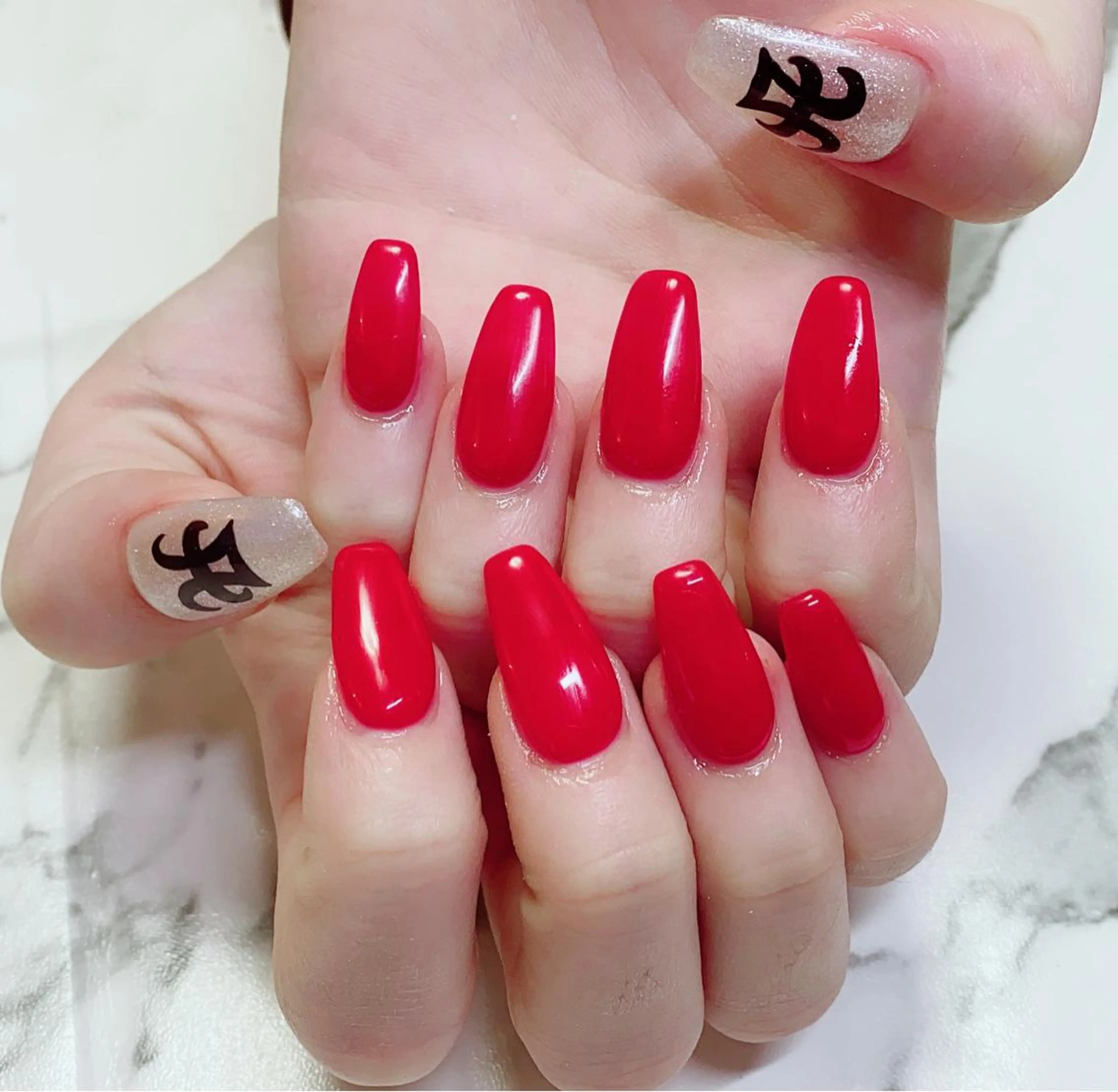 カラー ネイル アートネイル 長さ出し Q Free nailsのネイルデザイン