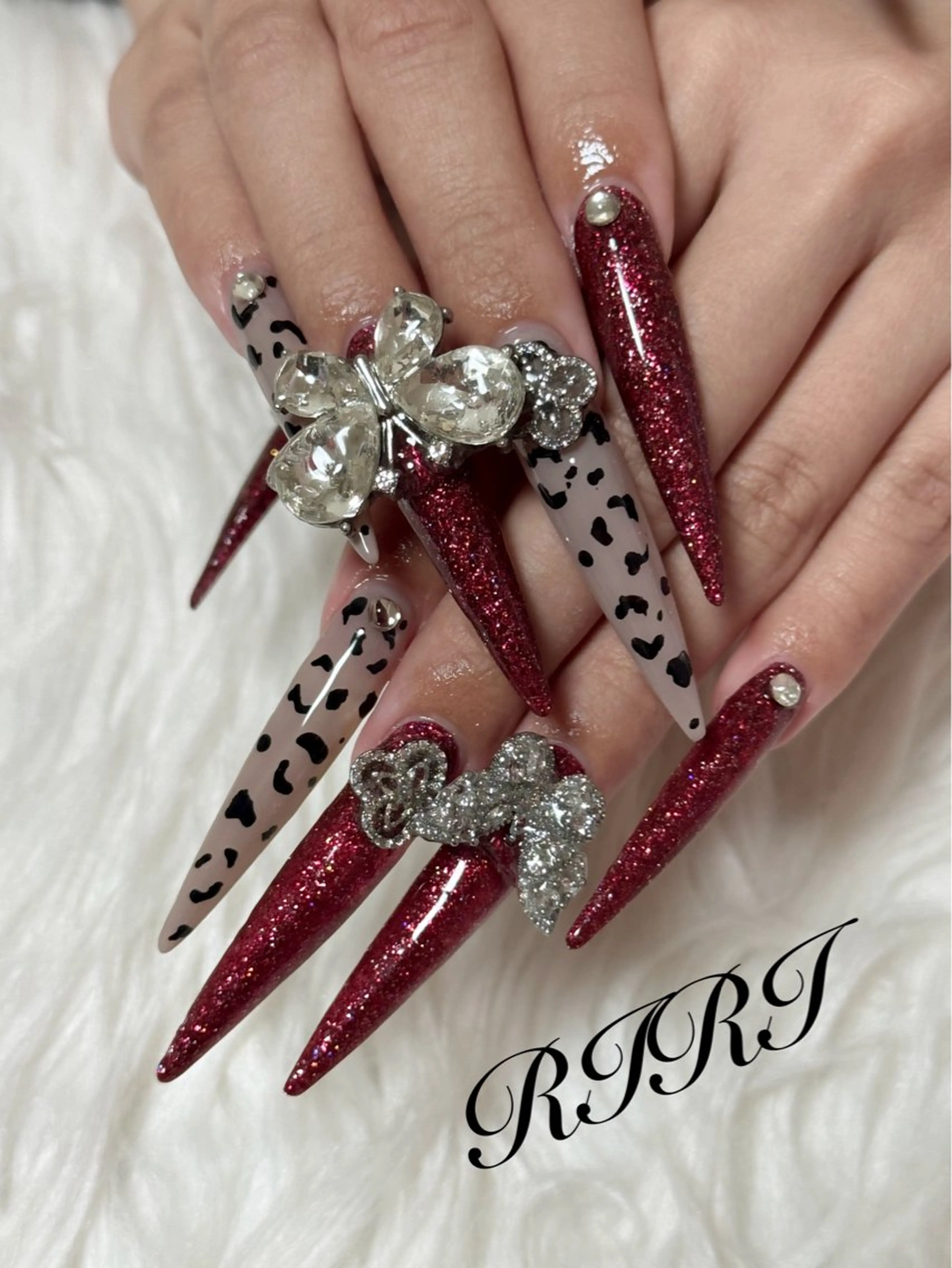 ネイル アニマル柄 フラッシュネイル ジェルネイル ロングネイル スカルプネイル riri オーナーのネイルデザイン