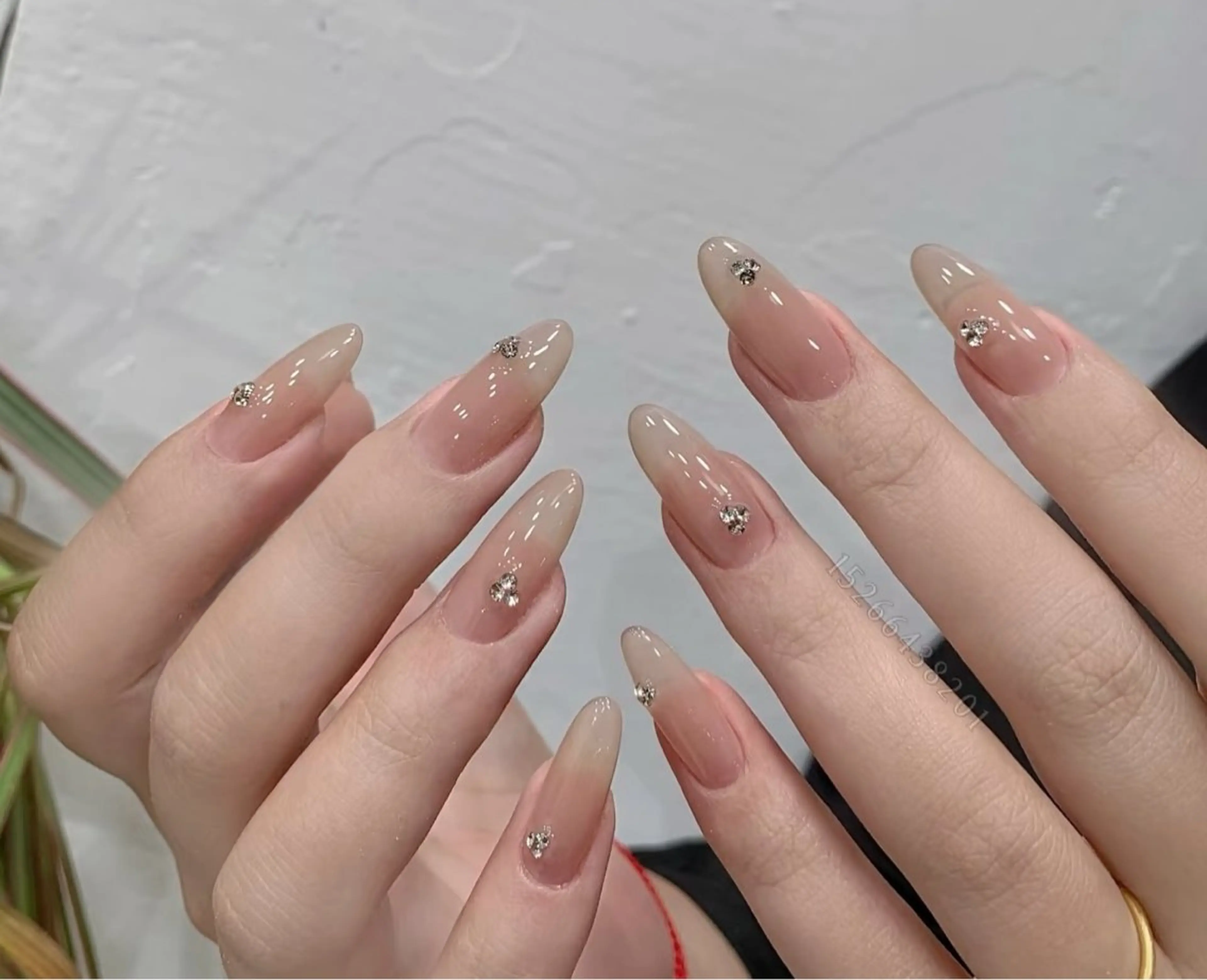 ネイル ニュアンスネイル オフィスネイル ストーンネイル ハンドネイル ハンドケア DarkHoney 池袋店のネイルデザイン