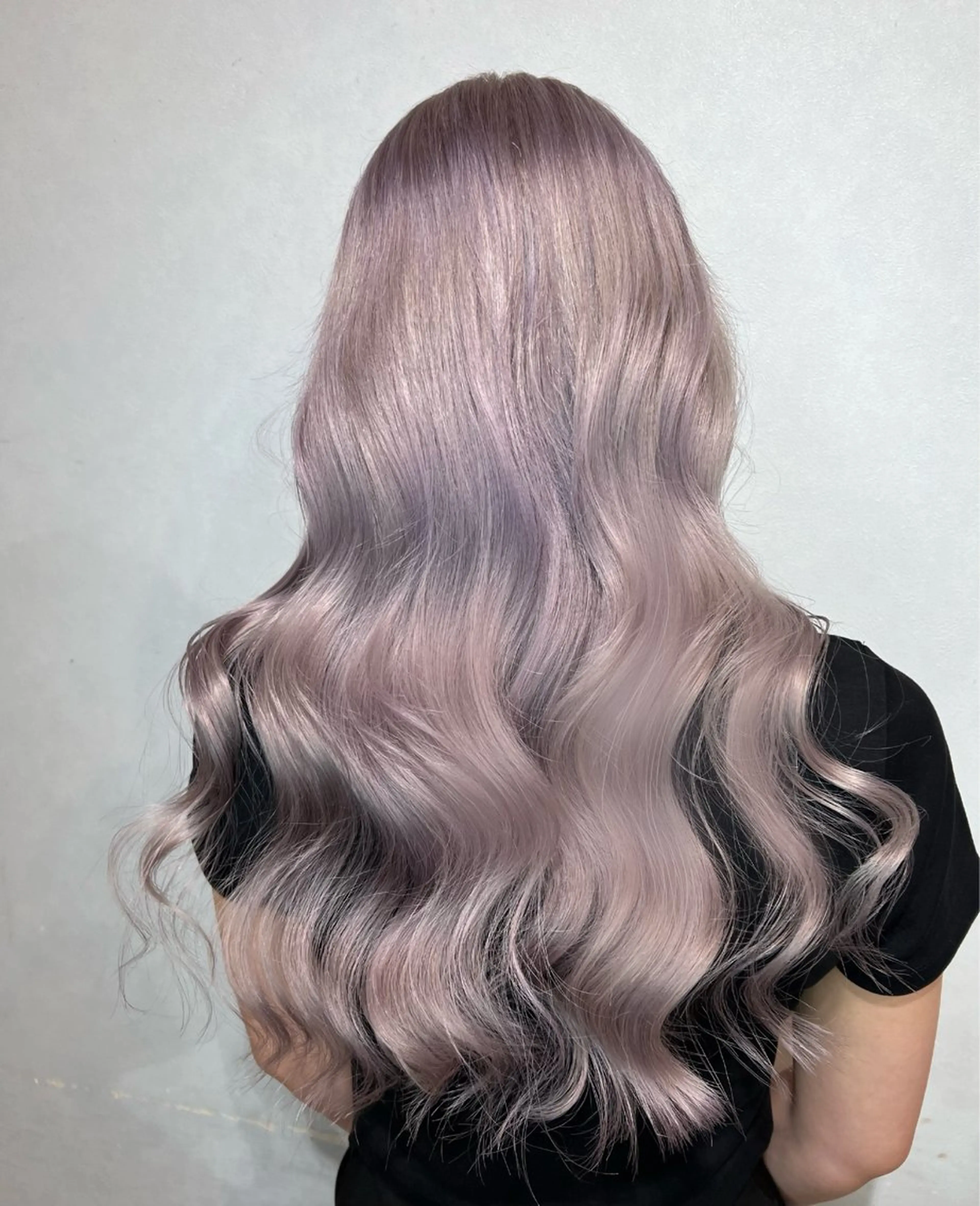 カラー Lapis所属・韓国レイヤーカット/ AIRIのヘアスタイル