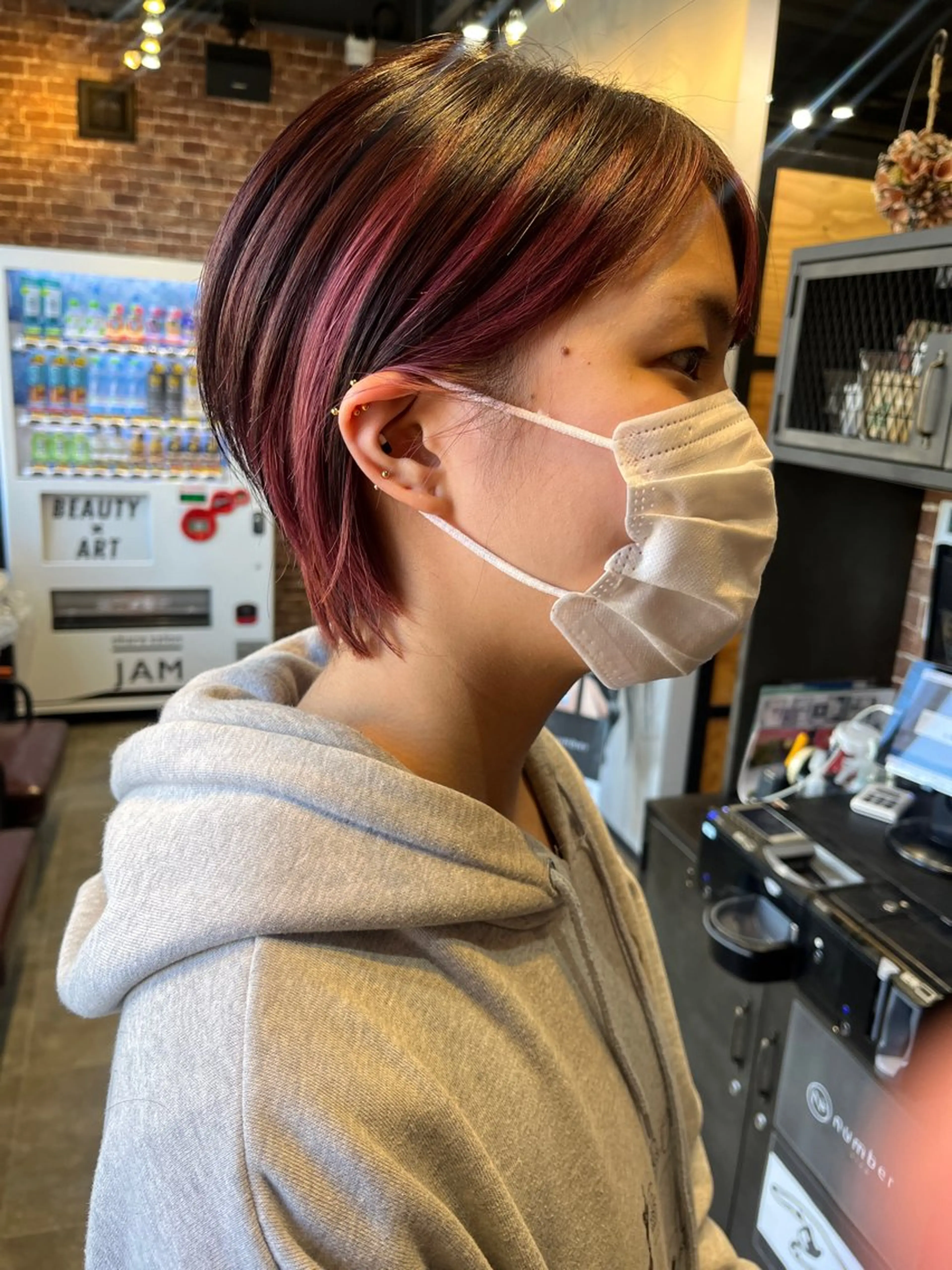 ミディアム カラー カット ヘアカラー トリートメント ヘッドスパ ヘアセット 久木原 ゆりのヘアスタイル