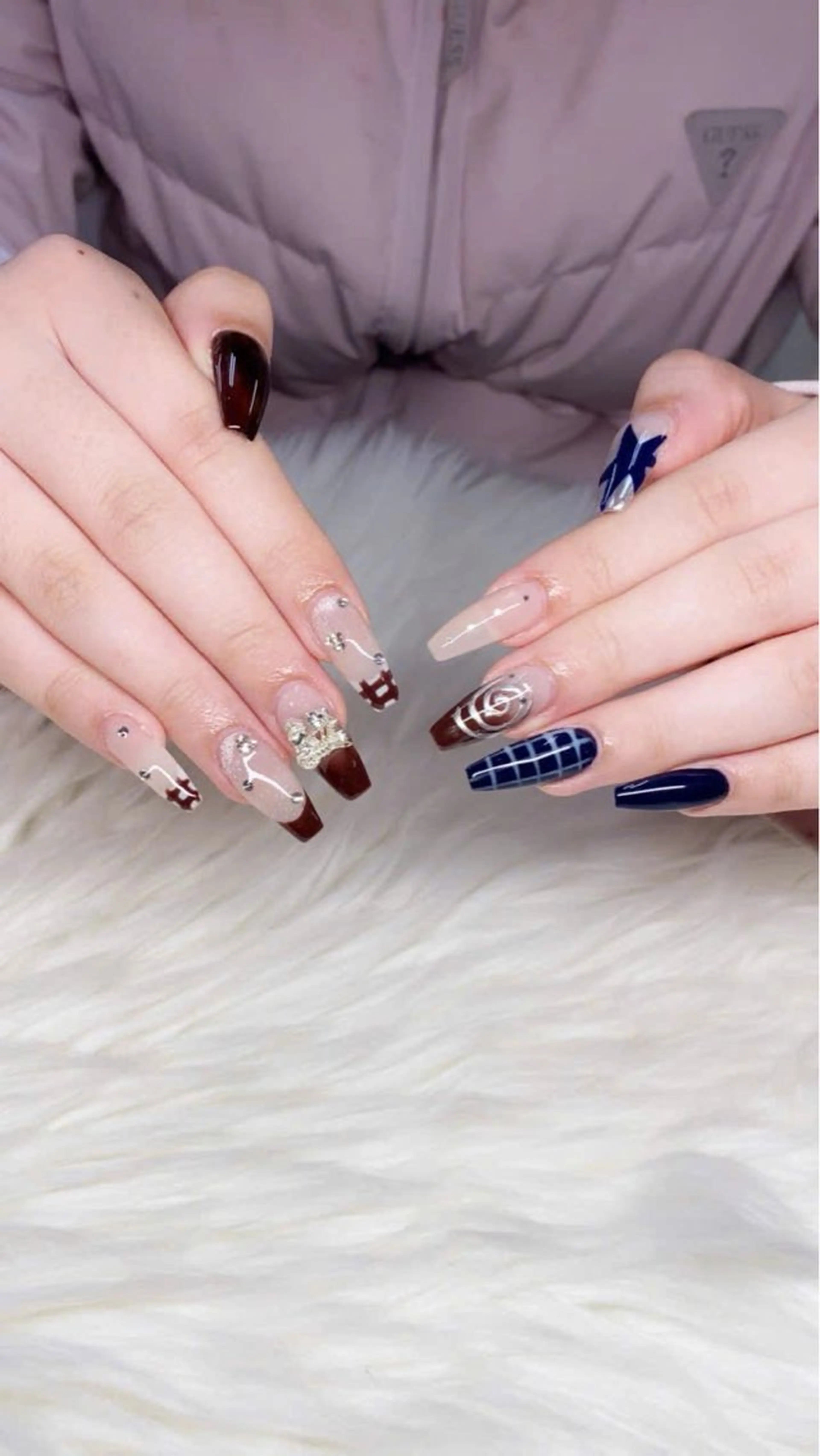 ネイル フレンチネイル グラデーション 韓国ネイル マグネットネイル ニュアンスネイル ハンドネイル ハンドケア Hara Nail 【パラジェル使用】のネイルデザイン