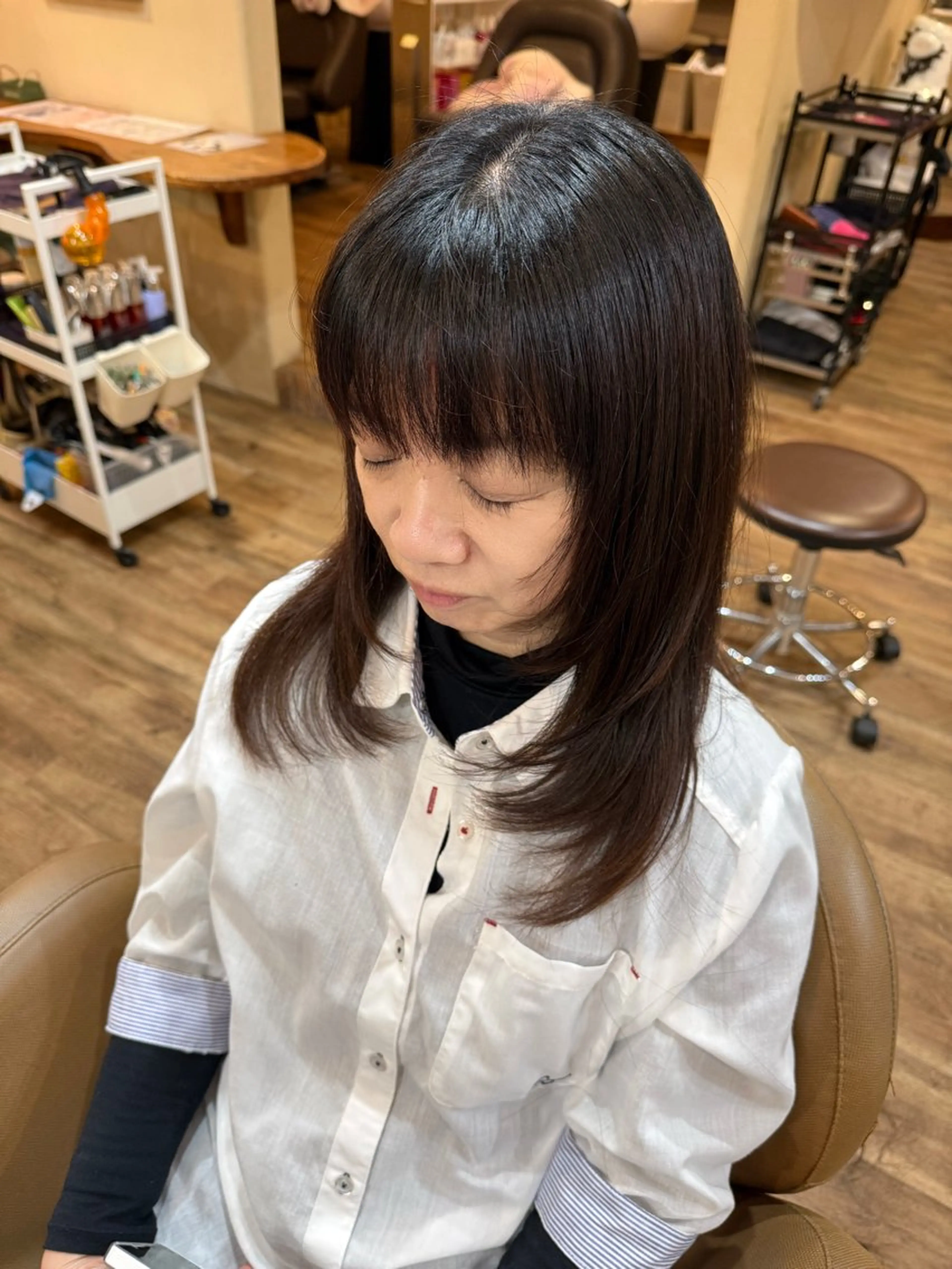 セミロング レイヤーカット 🕊‎pique りん🕊のヘアスタイル