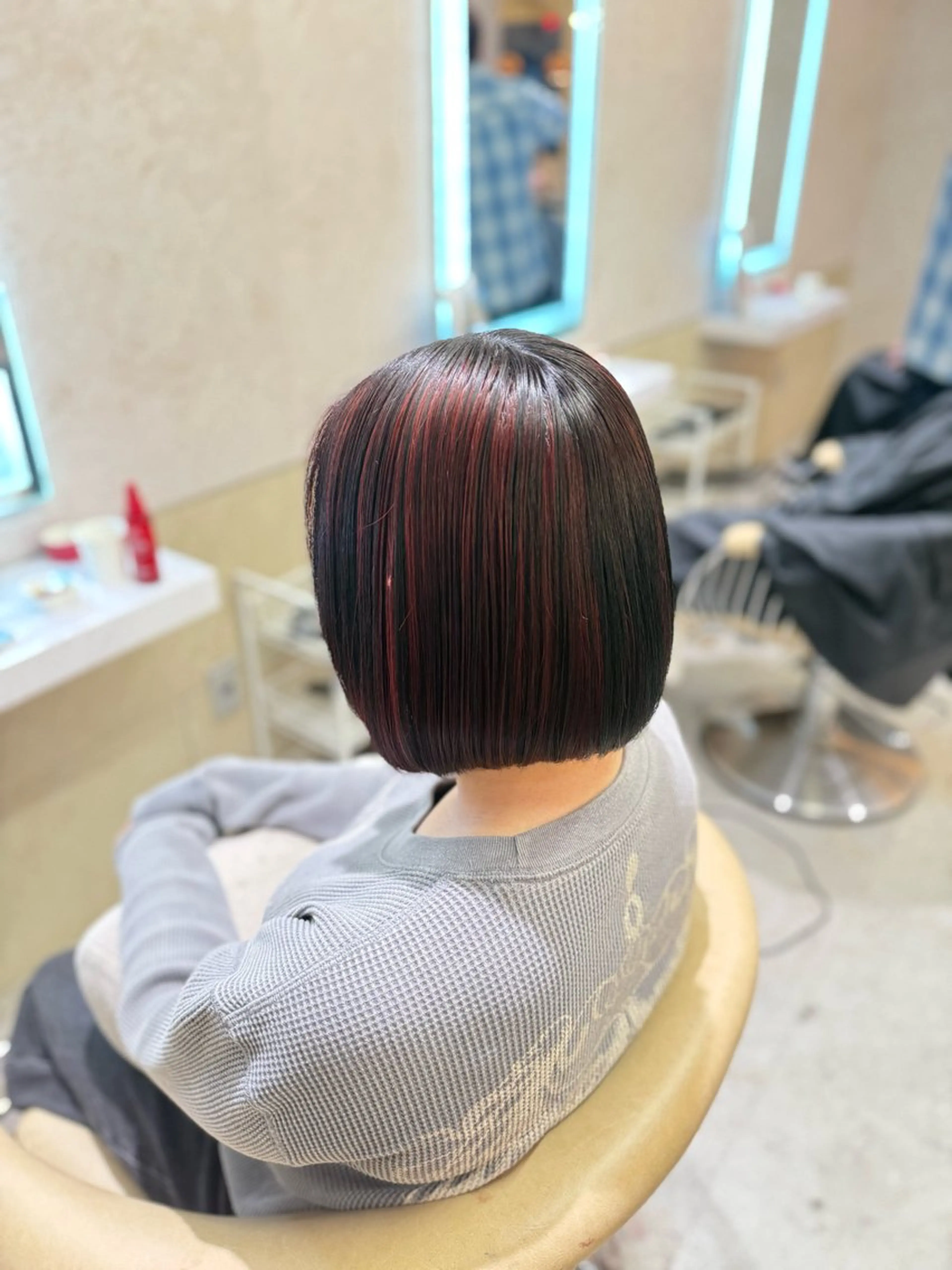 ショート カラー ブリーチ ケアブリーチ デザインカラー ヘアカラー 🔥ユウト🔥メンズ 特化/赤み消しカラーのヘアスタイル