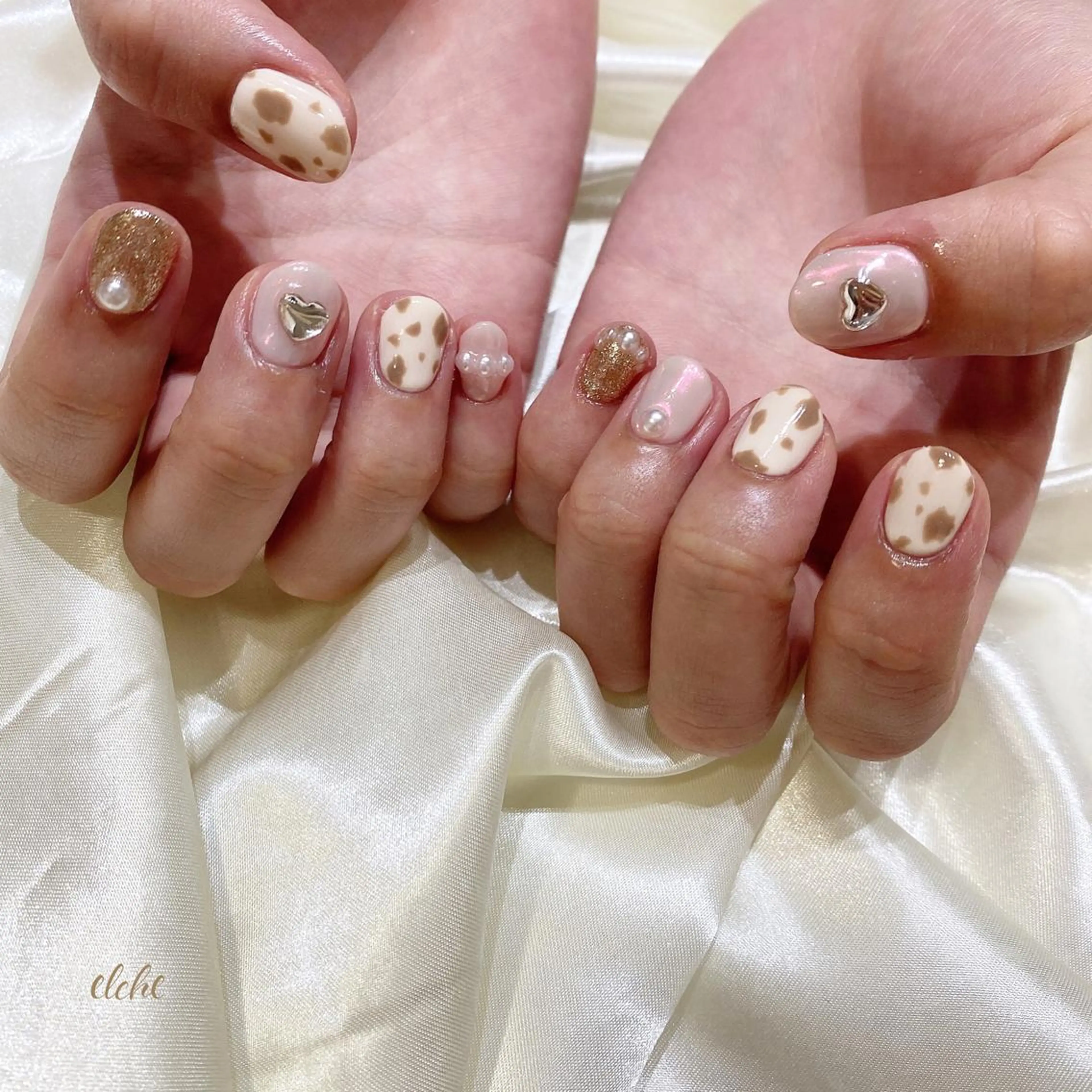 ネイル ハンドネイル 西岡 杏のネイルデザイン