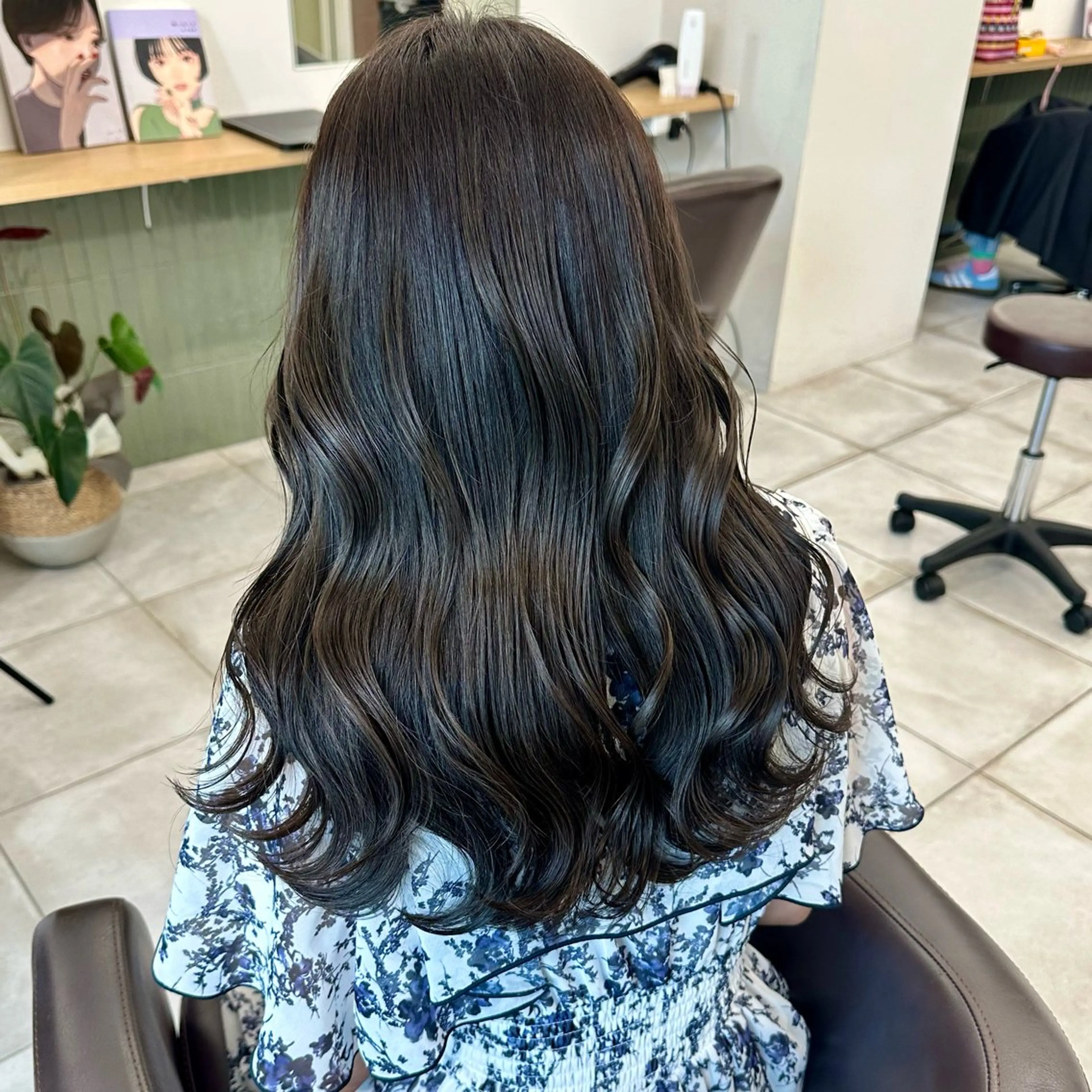 セミロング カラー カット ヘアカラー トリートメント ブリーチなし/レイヤ ー特化🌈Tommyのヘアスタイル