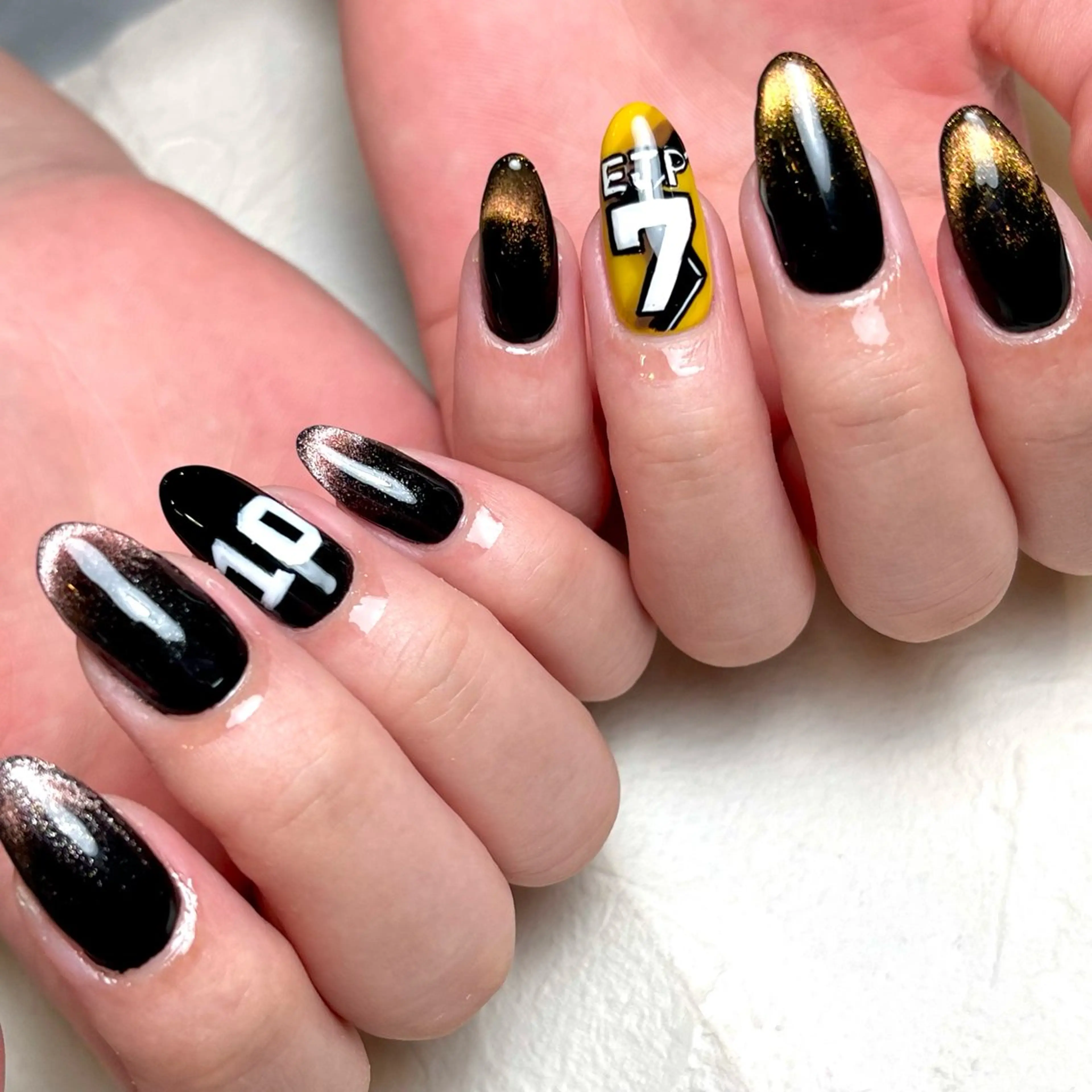 ネイル ハンドネイル 🤎🧸 Aya 🧸🤎のネイルデザイン