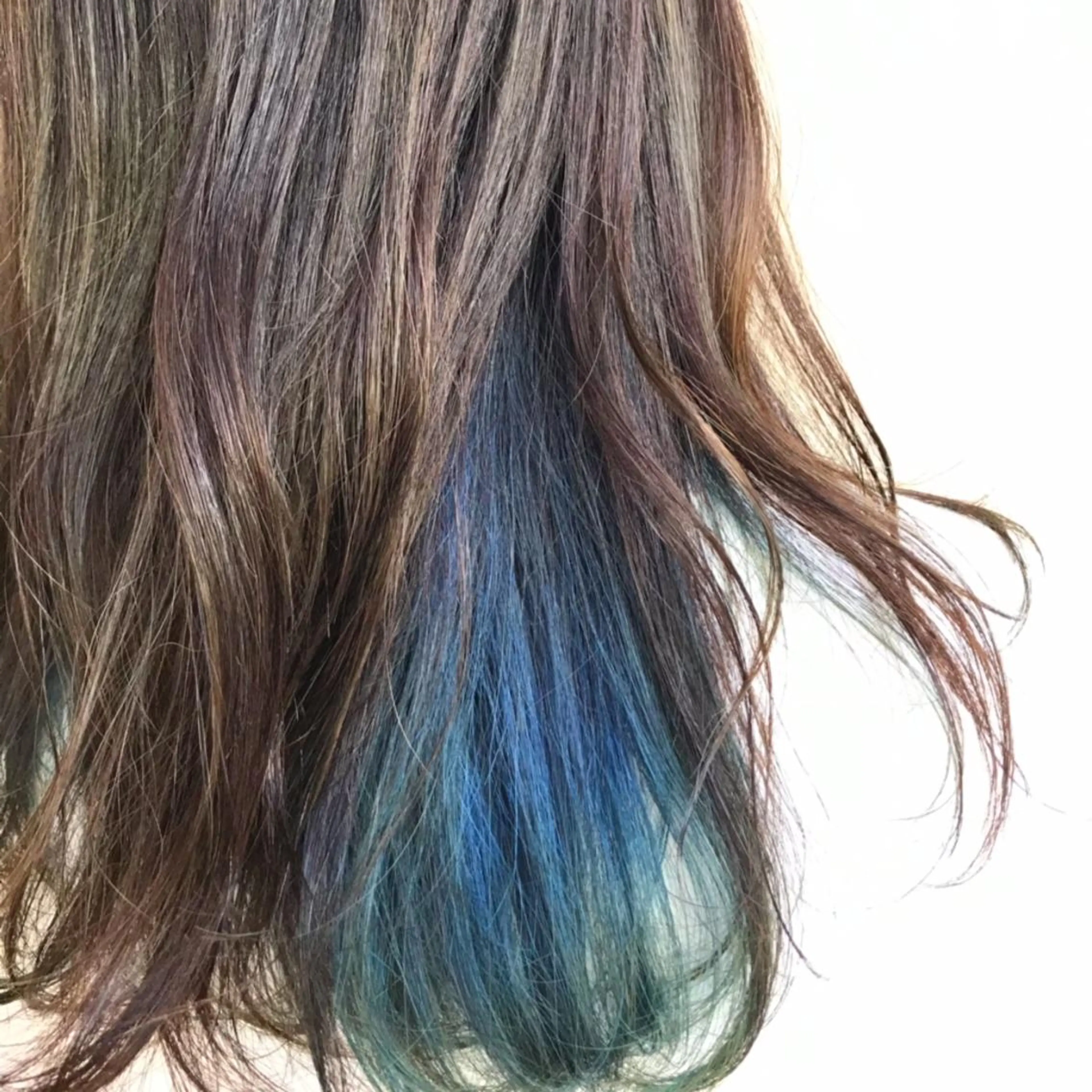 セミロング カラー ブルーカラー インナーカラー メンズ指名多数!! SiLO 田島のヘアスタイル