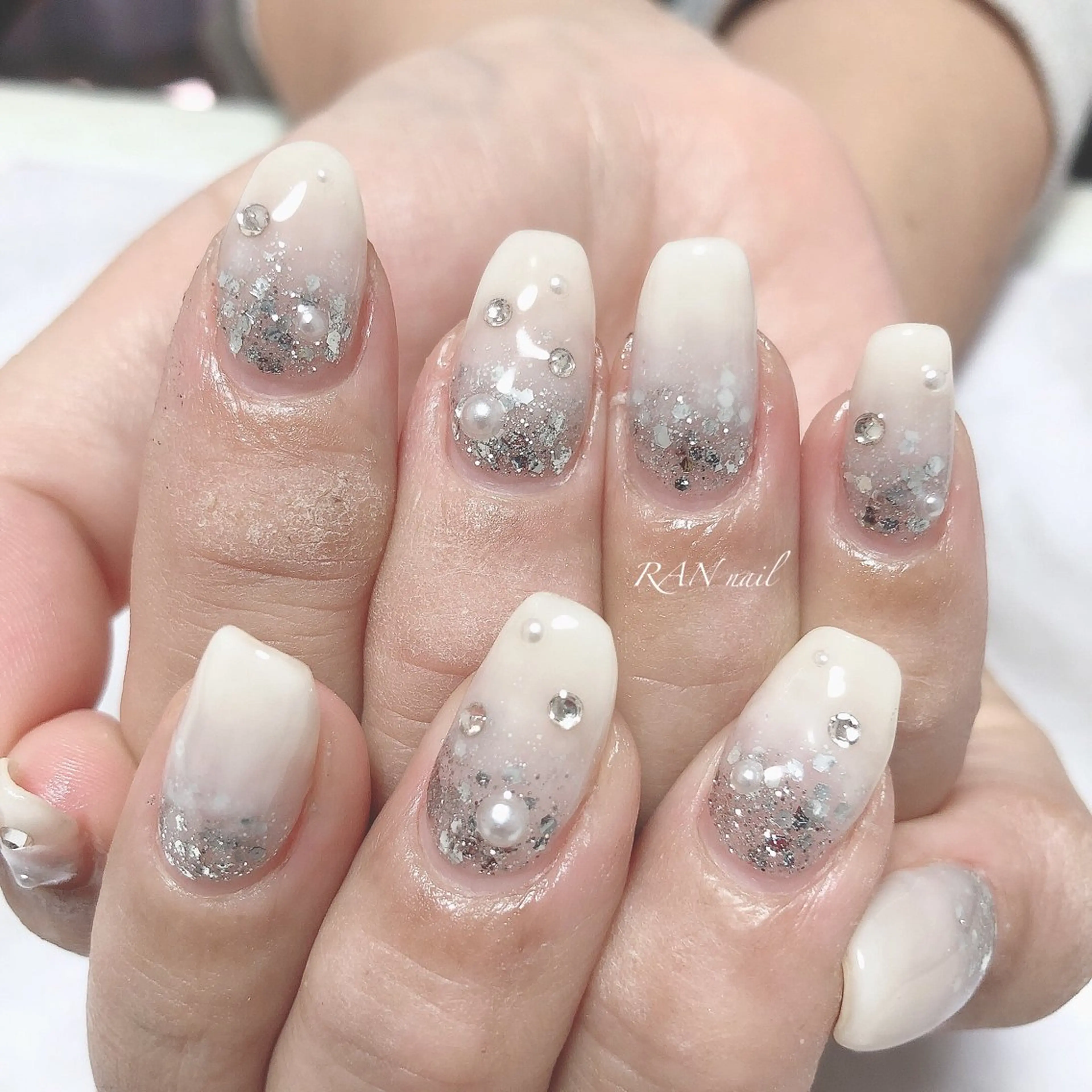 ネイル ジェルネイル グラデーション キラキラネイル ラメ(グリッター) ニュアンスネイル RAN nailのネイルデザイン
