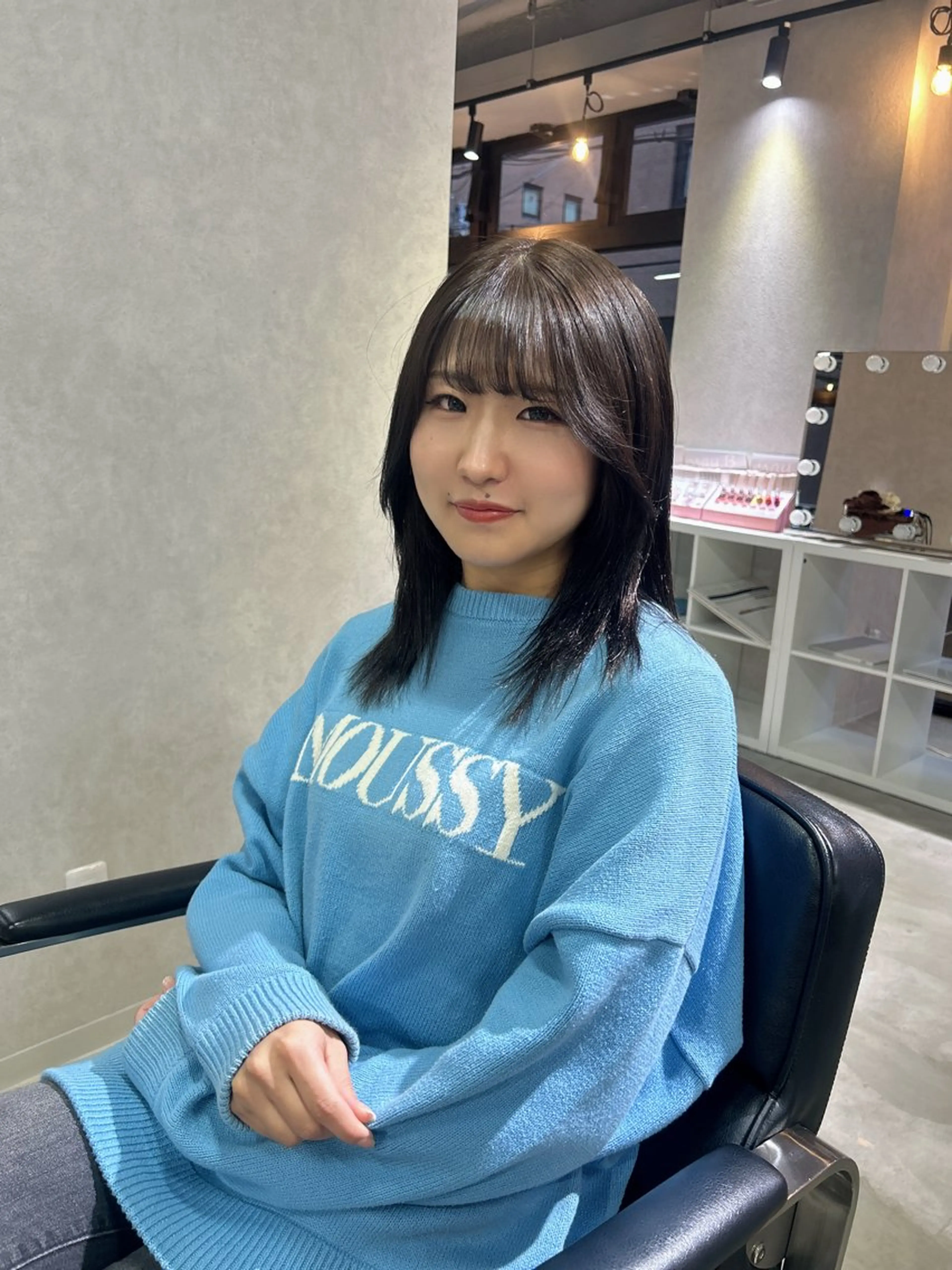 ミディアム 顔まわりレイヤー 顔周りカット レイヤーカット ワンホンヘア/ 透明感カラー/ゆうとのヘアスタイル