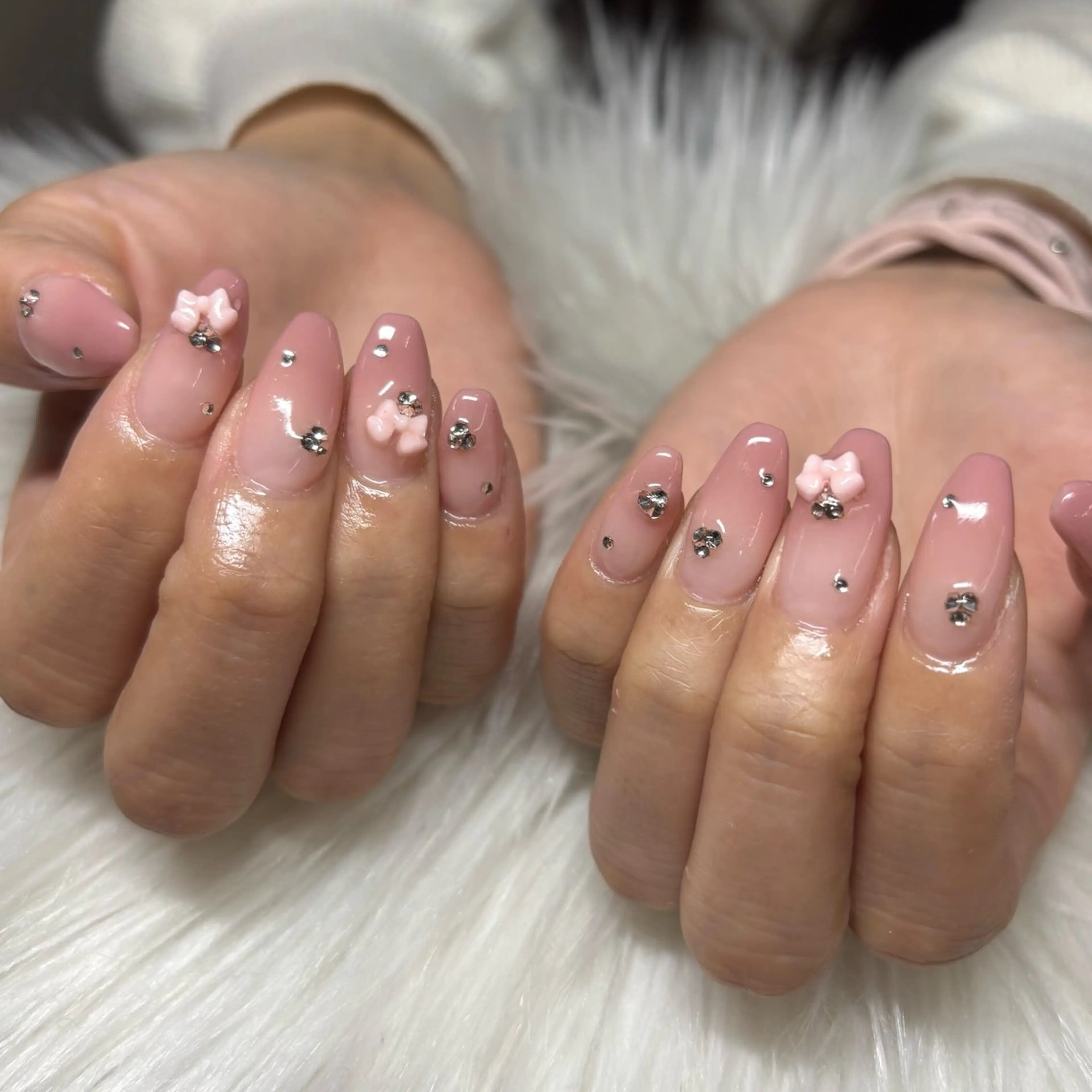 ネイル グラデーション ピンク シンプルネイル ハンドネイル y's beauty京橋店のネイルデザイン