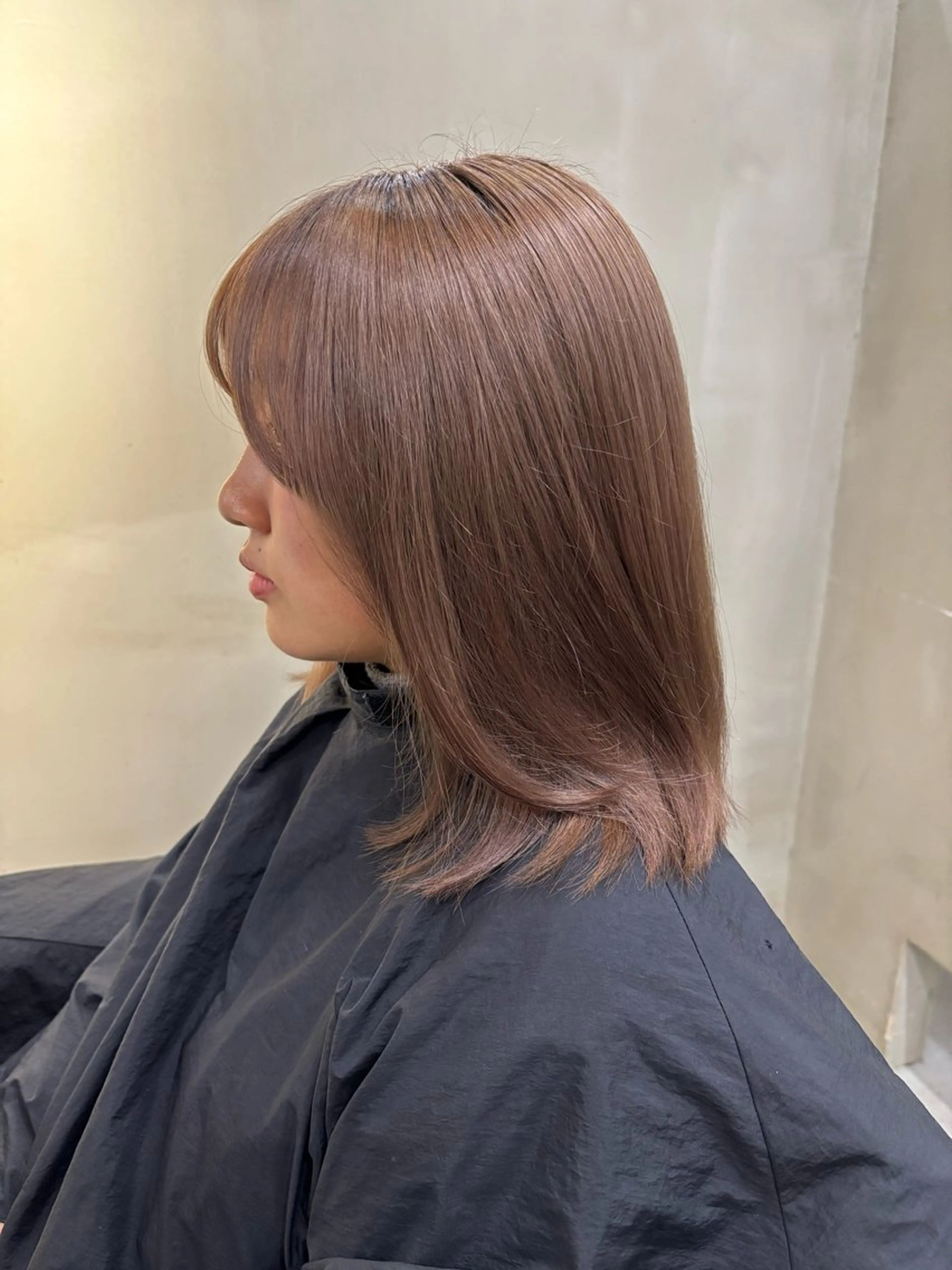 ショート カラー ブリーチ ブラウンカラー ミルクティーブラウン ヘアカラー 中園康 /カラー/ブリーチのヘアスタイル