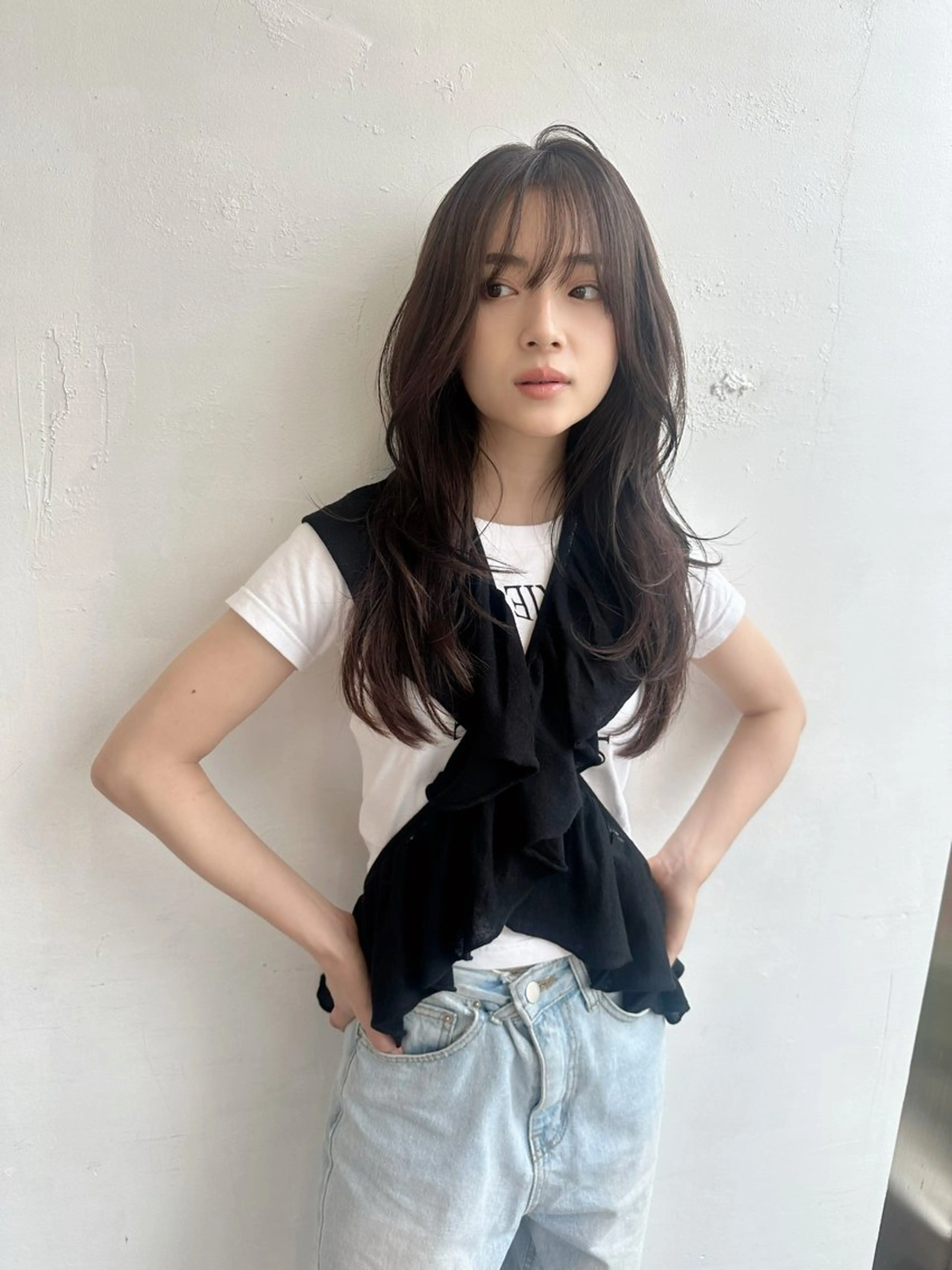 ロング ハイレイヤー レイヤーカット 鎌倉 彩のヘアスタイル