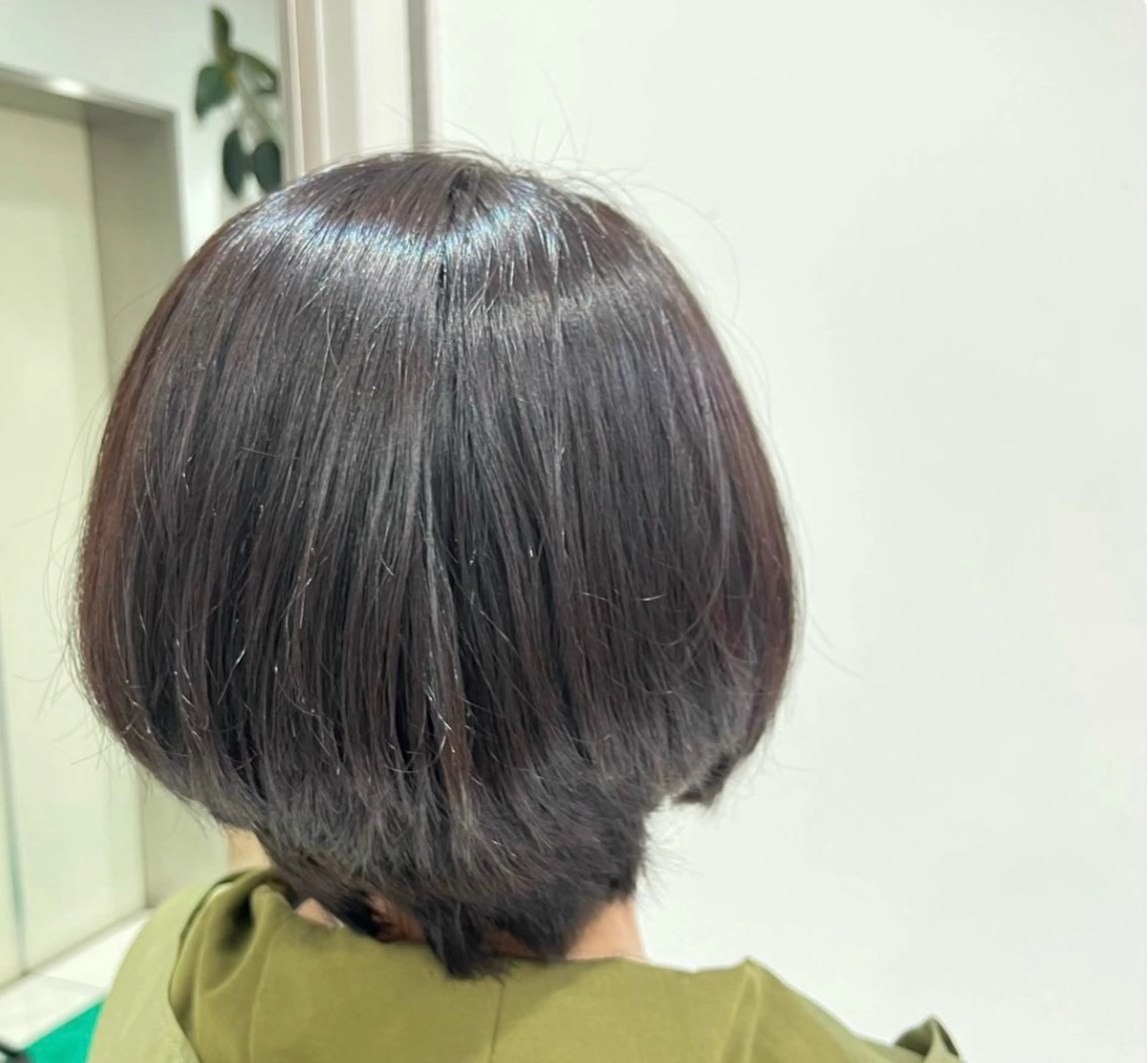 カラー 圷 唯良のヘアスタイル