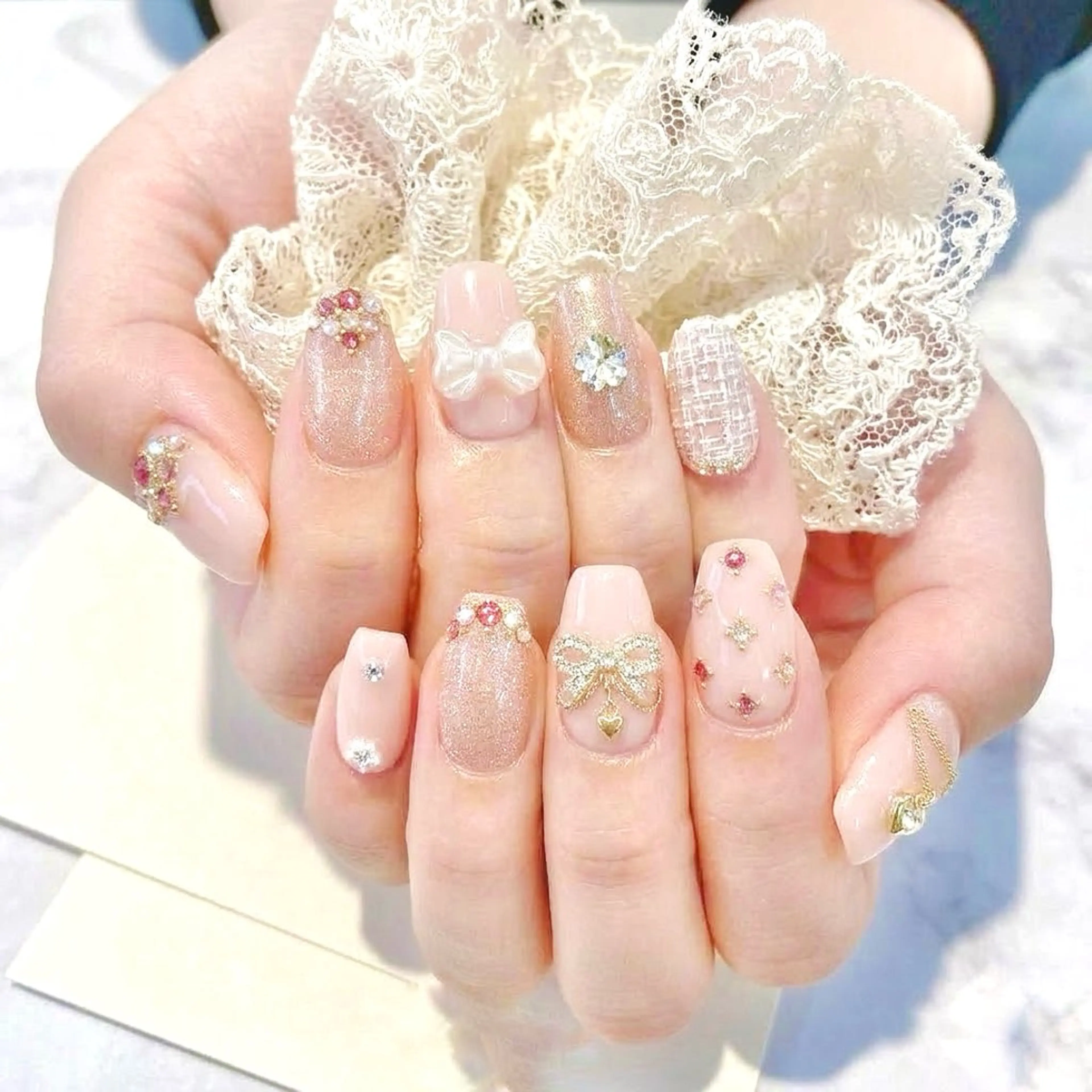 ミディアム ハンドネイル Nail Salon midnightのネイルデザイン